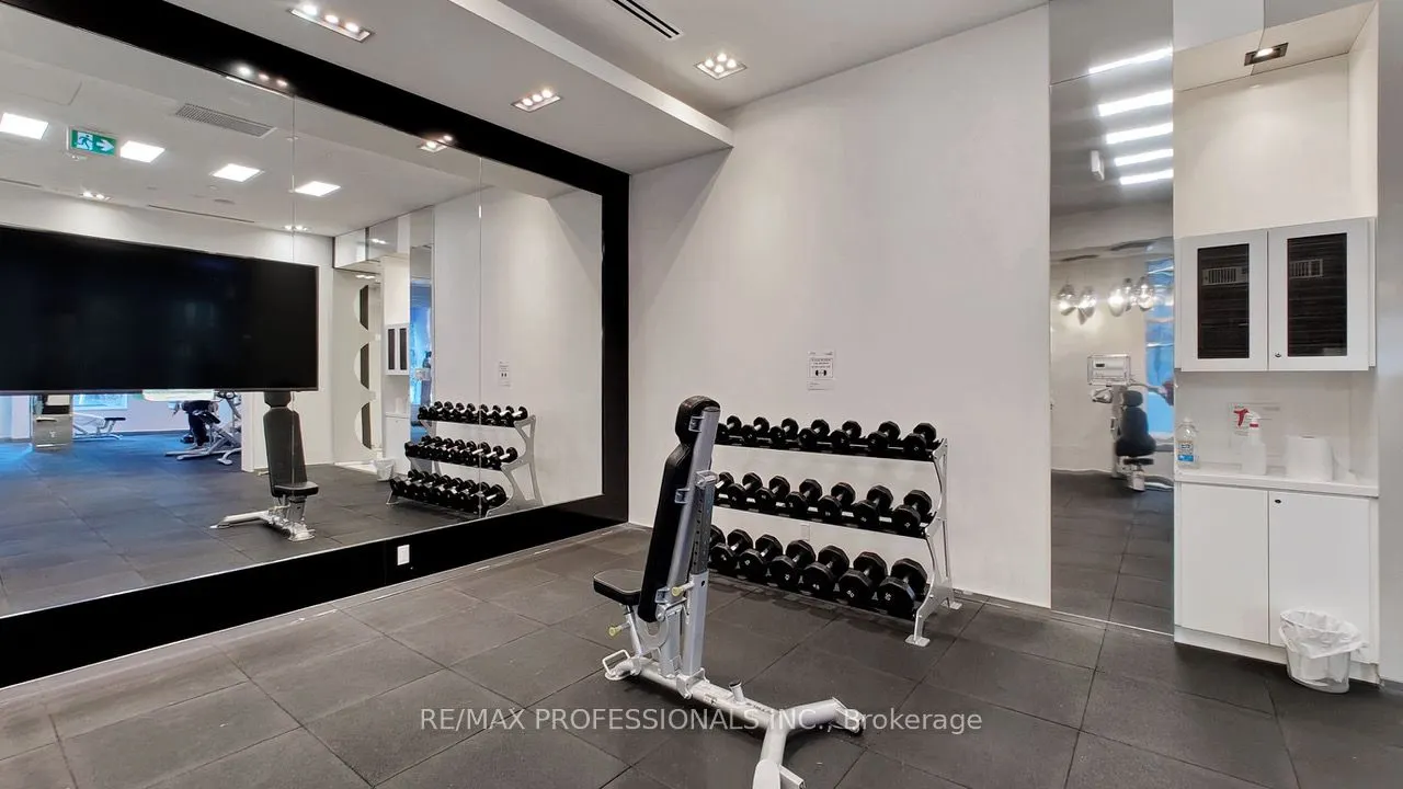110 Marine Parade Drive, #707