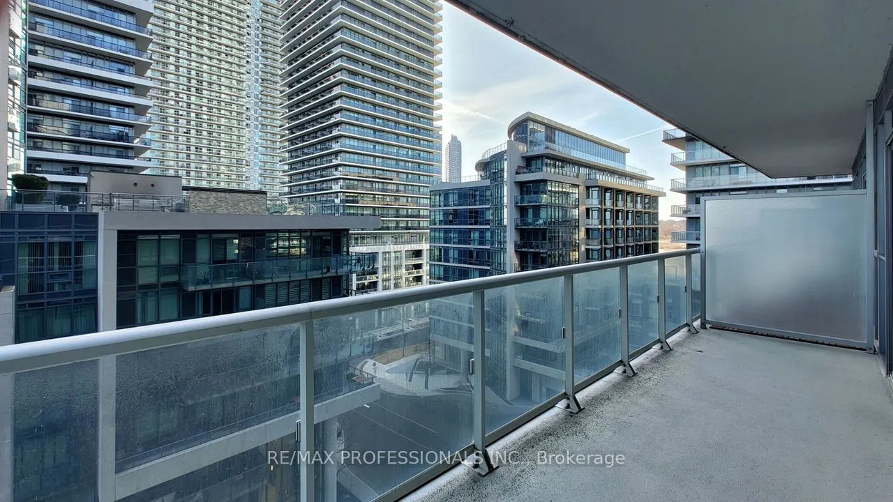 110 Marine Parade Drive, #707