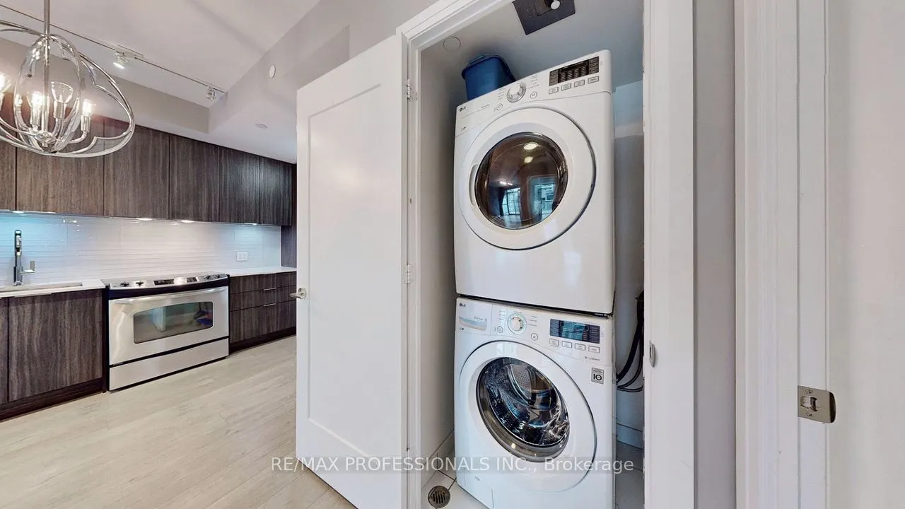 110 Marine Parade Drive, #707