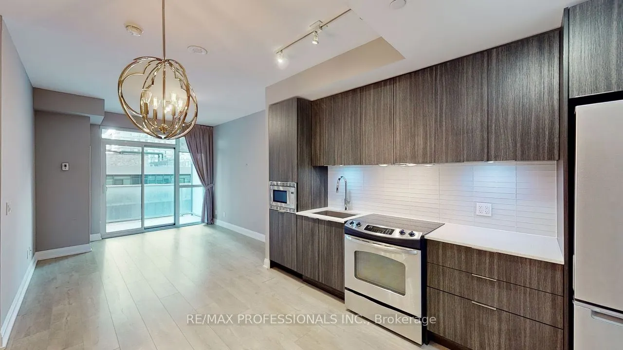 110 Marine Parade Drive, #707