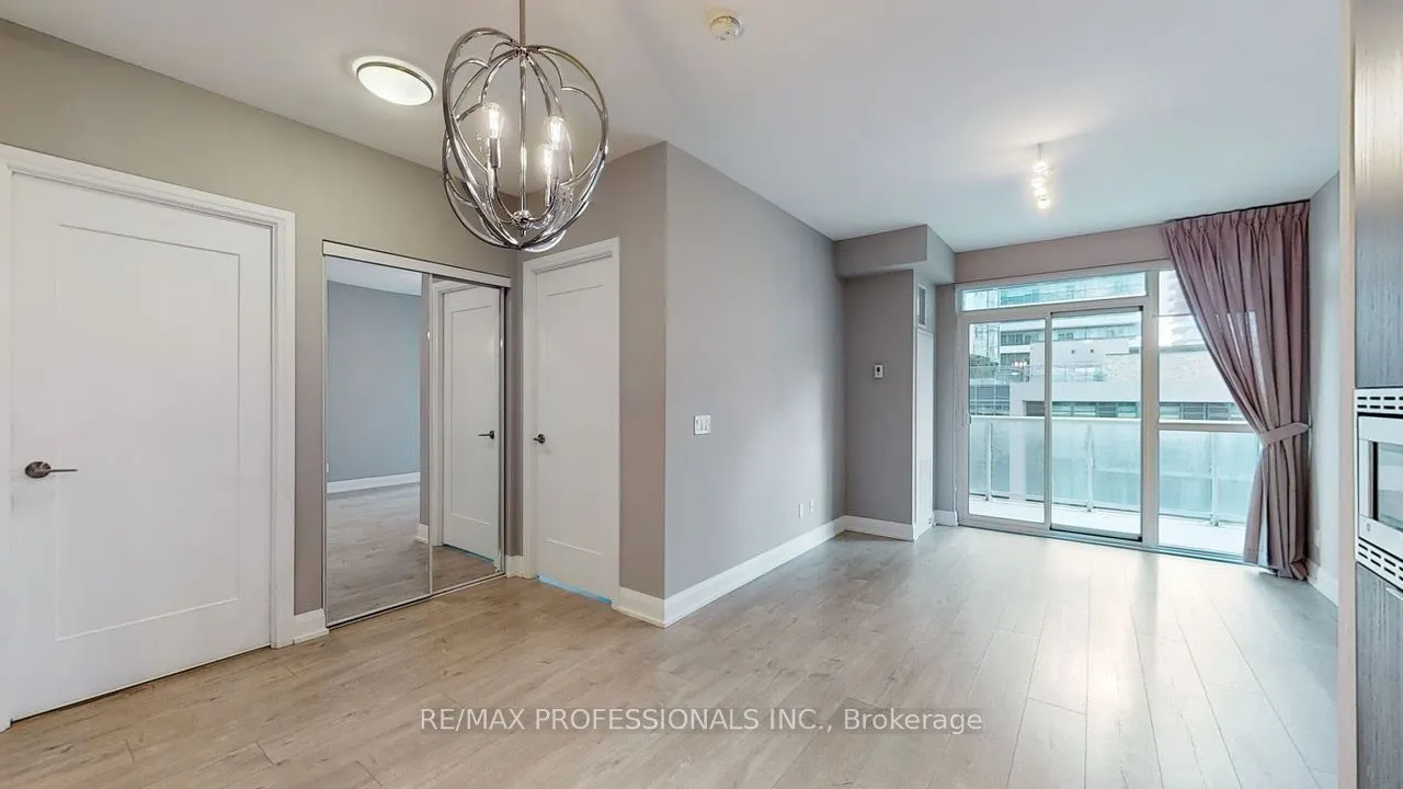 110 Marine Parade Drive, #707