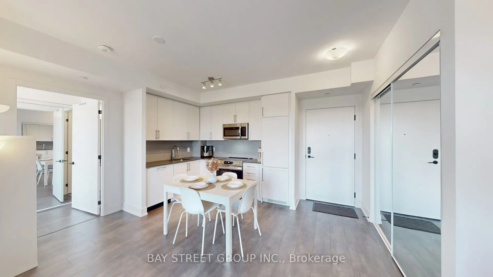 2450 Old Bronte Road E, #710
