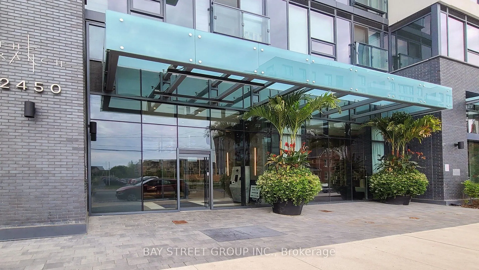 2450 Old Bronte Road E, #710