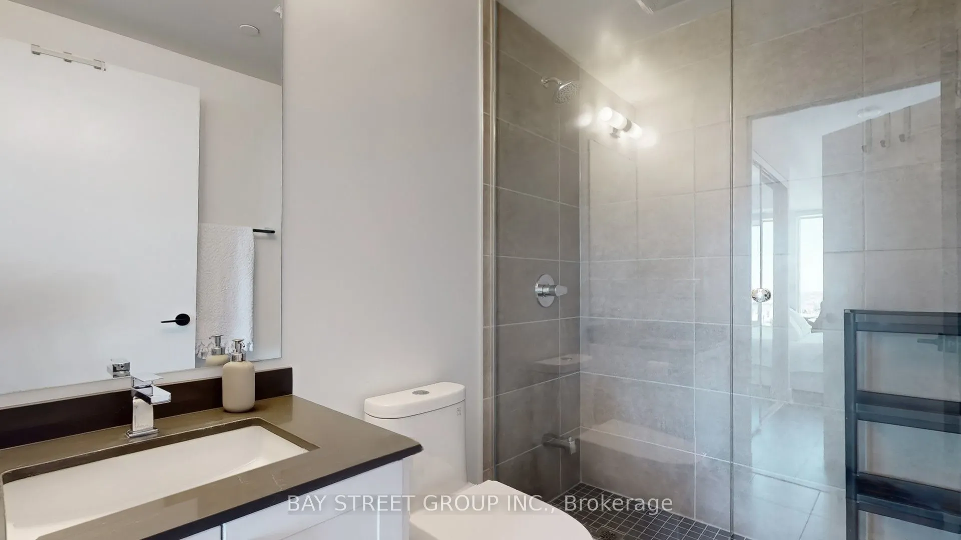 2450 Old Bronte Road E, #710