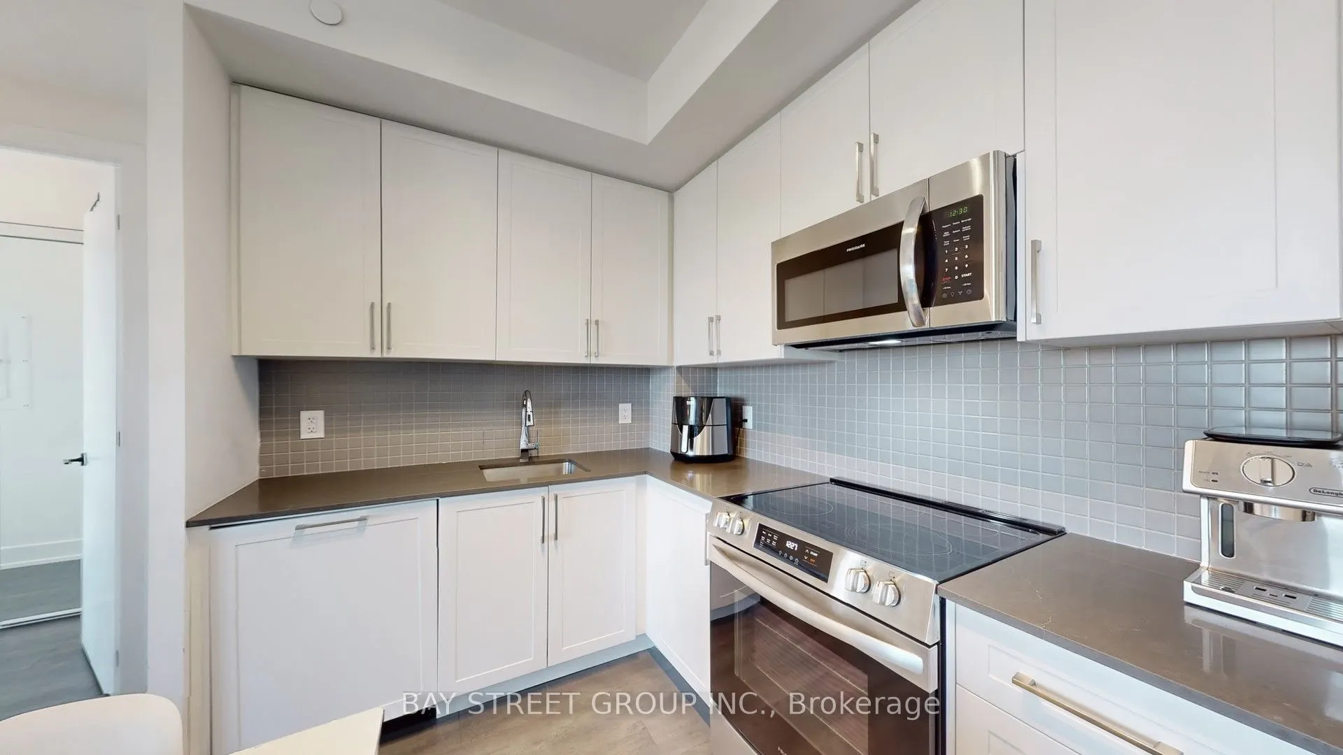 2450 Old Bronte Road E, #710