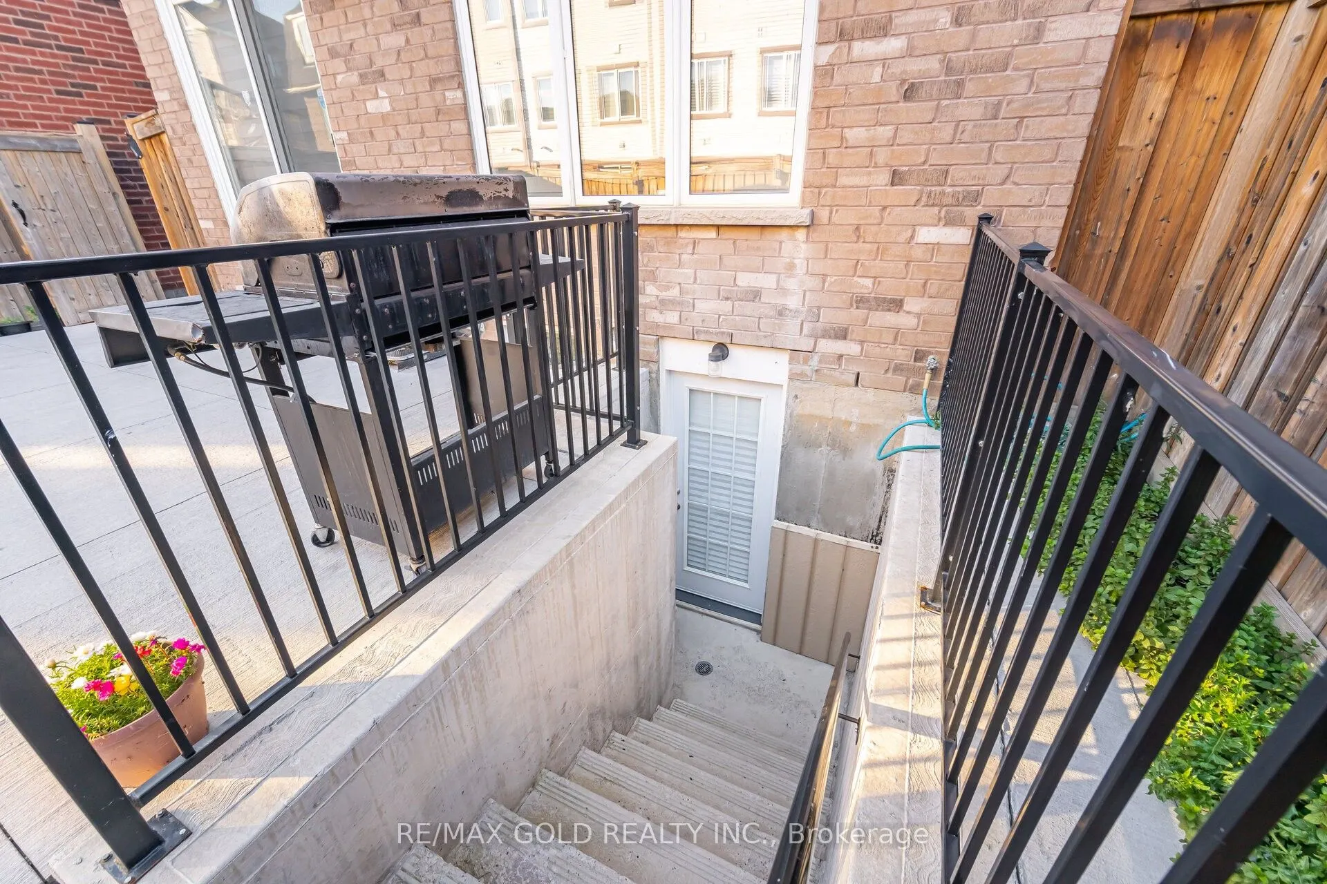 152 Vanhorne Close