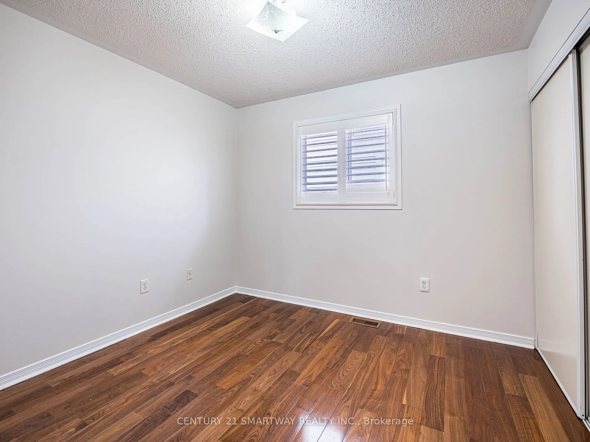 124 Porchlight Road