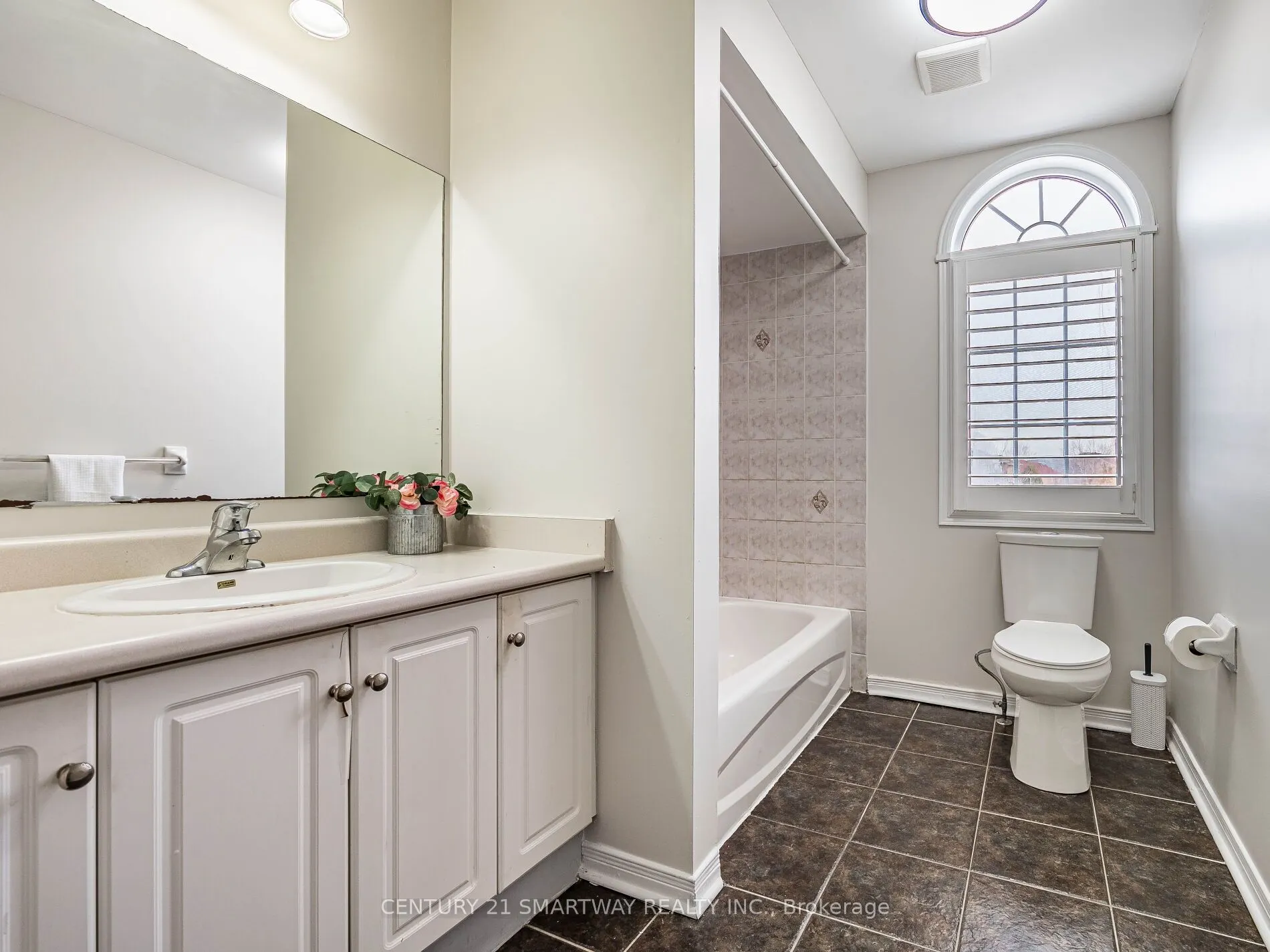 124 Porchlight Road