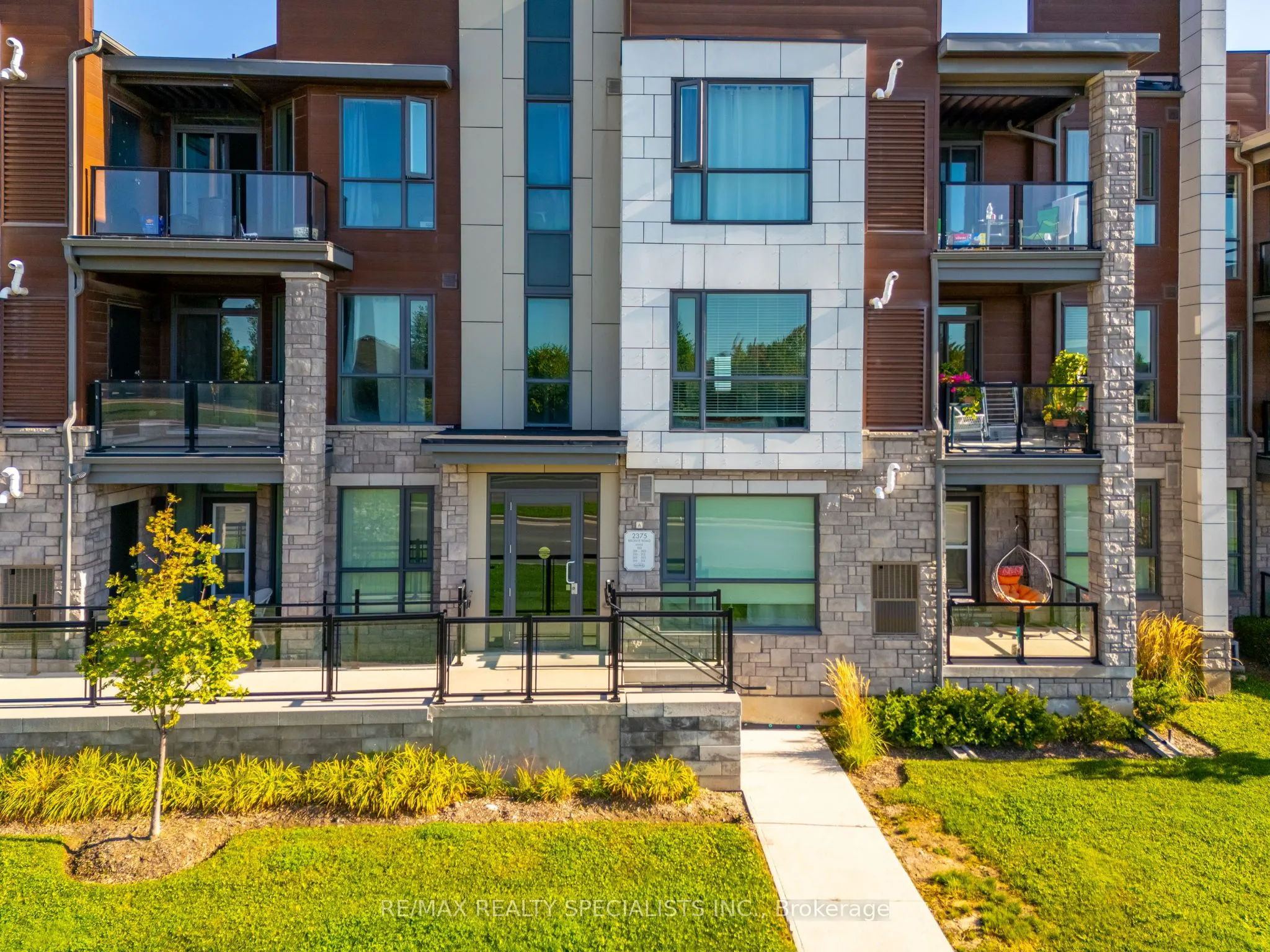 2375 Bronte Road, #210