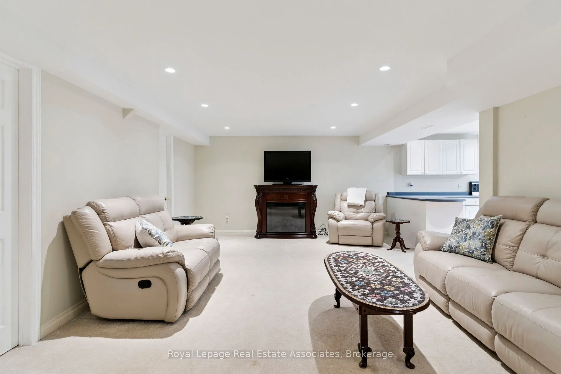 7 Powder Mill Court, #26