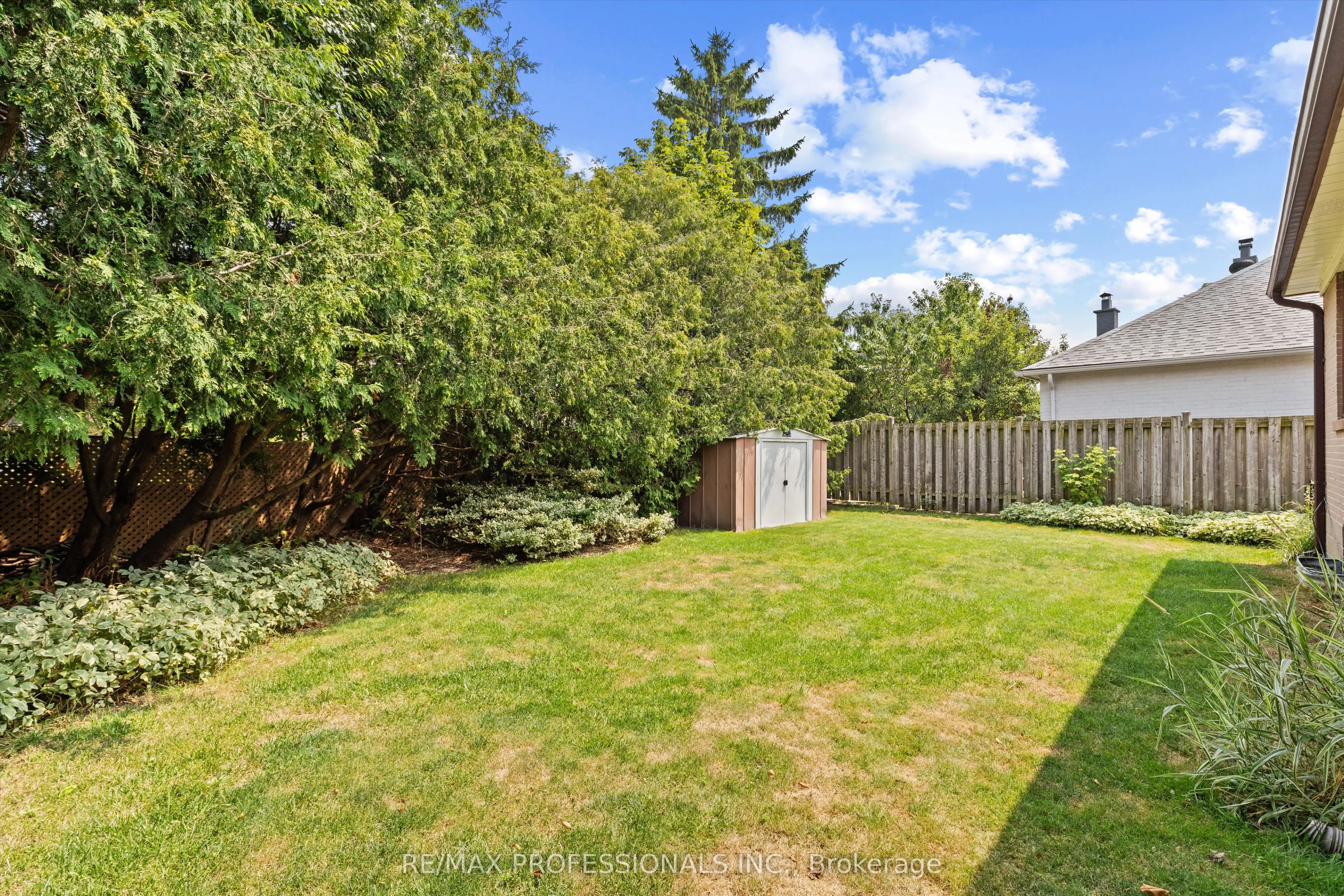 17 Allonsius Drive