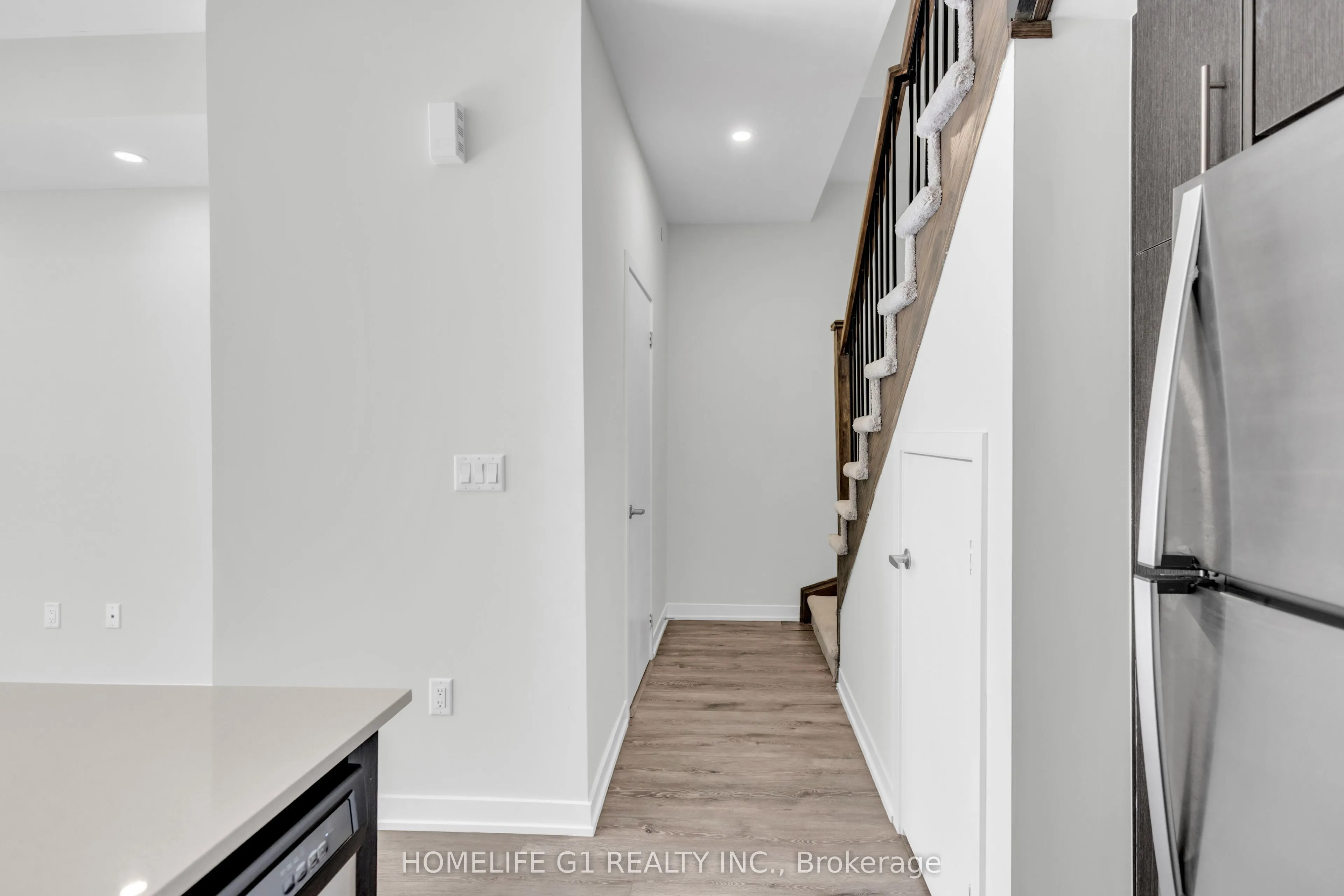3429 Ridgeway Drive, #5