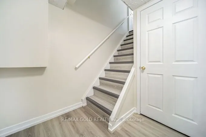118 Archdekin Drive
