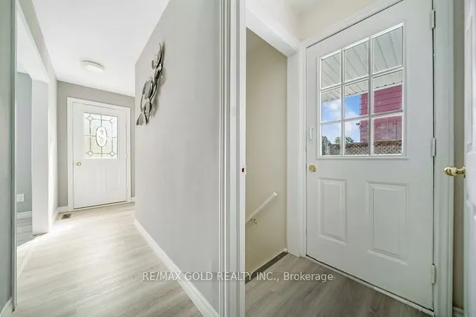 118 Archdekin Drive