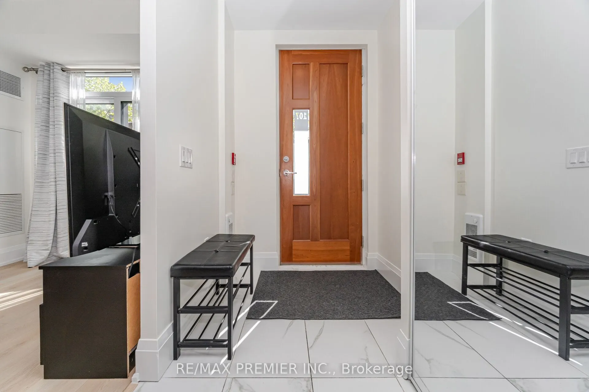 2800 KEELE Street, #TH 107