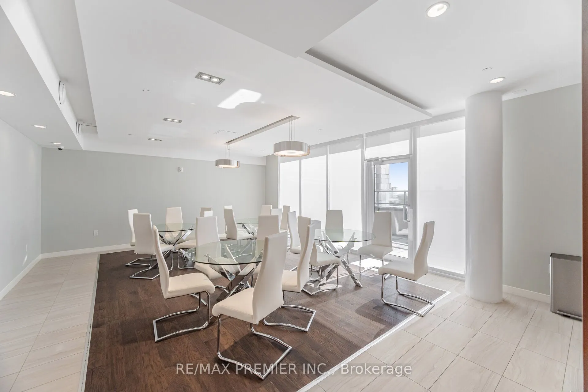2800 KEELE Street, #TH 107