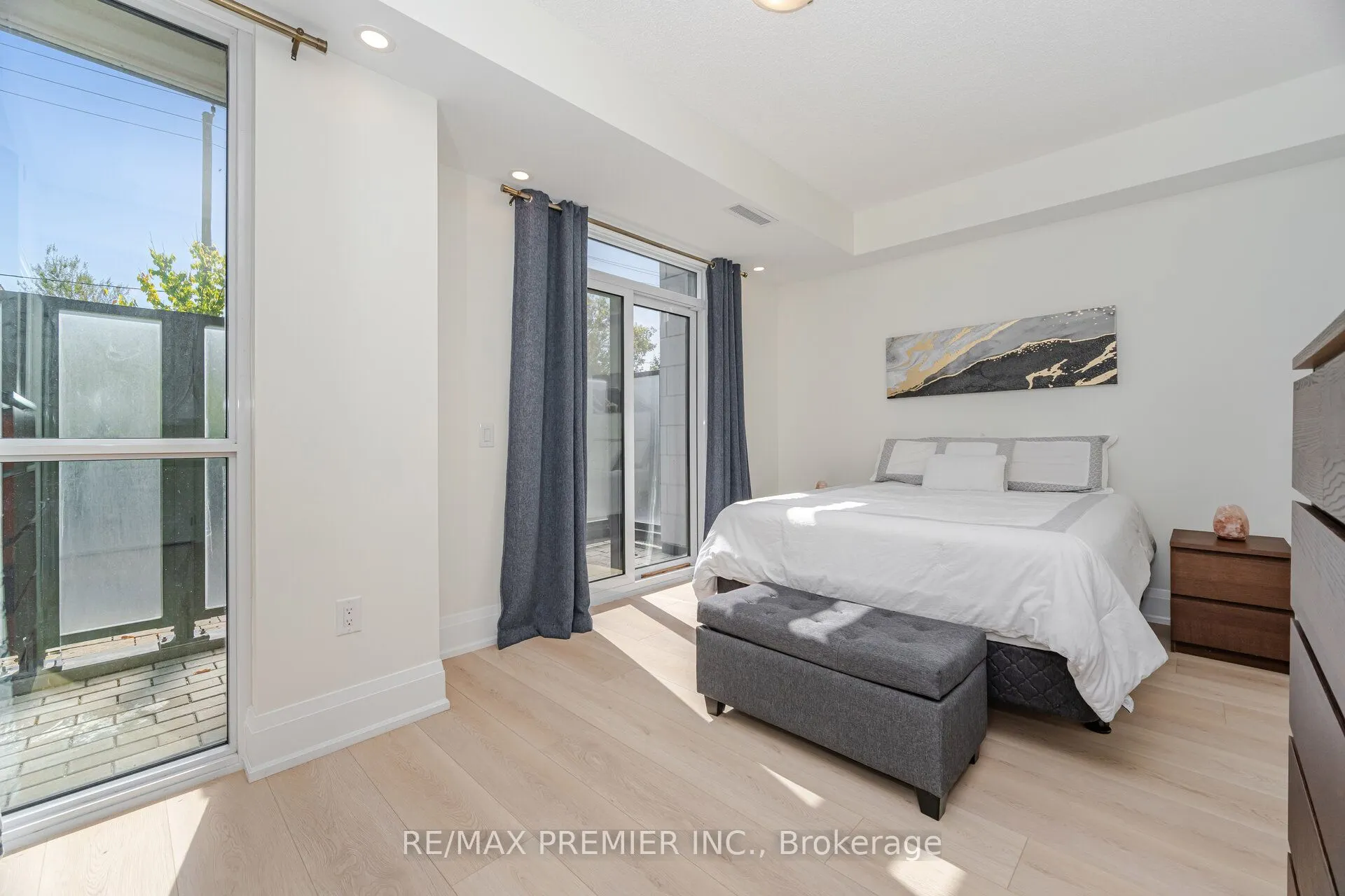 2800 KEELE Street, #TH 107