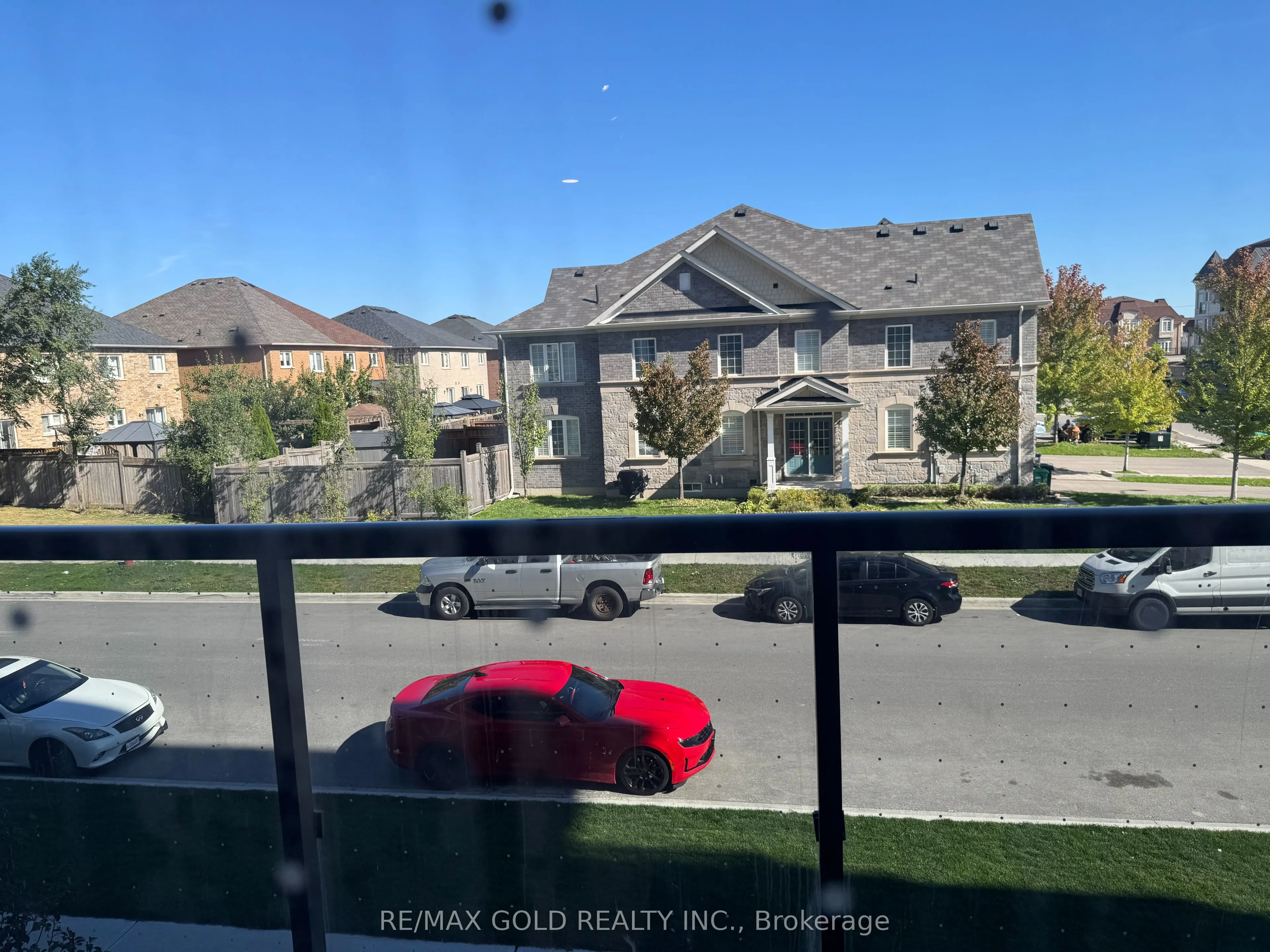 5105 Hurontario Street, #218