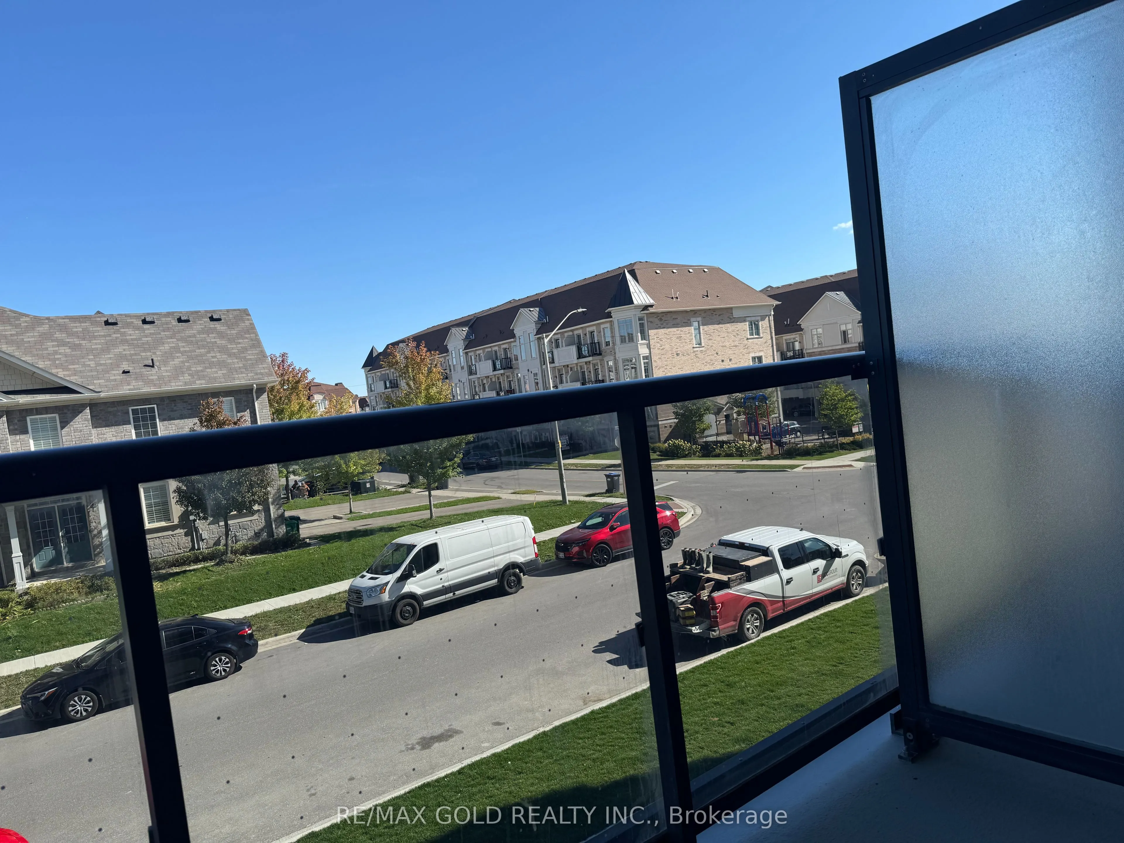 5105 Hurontario Street, #218