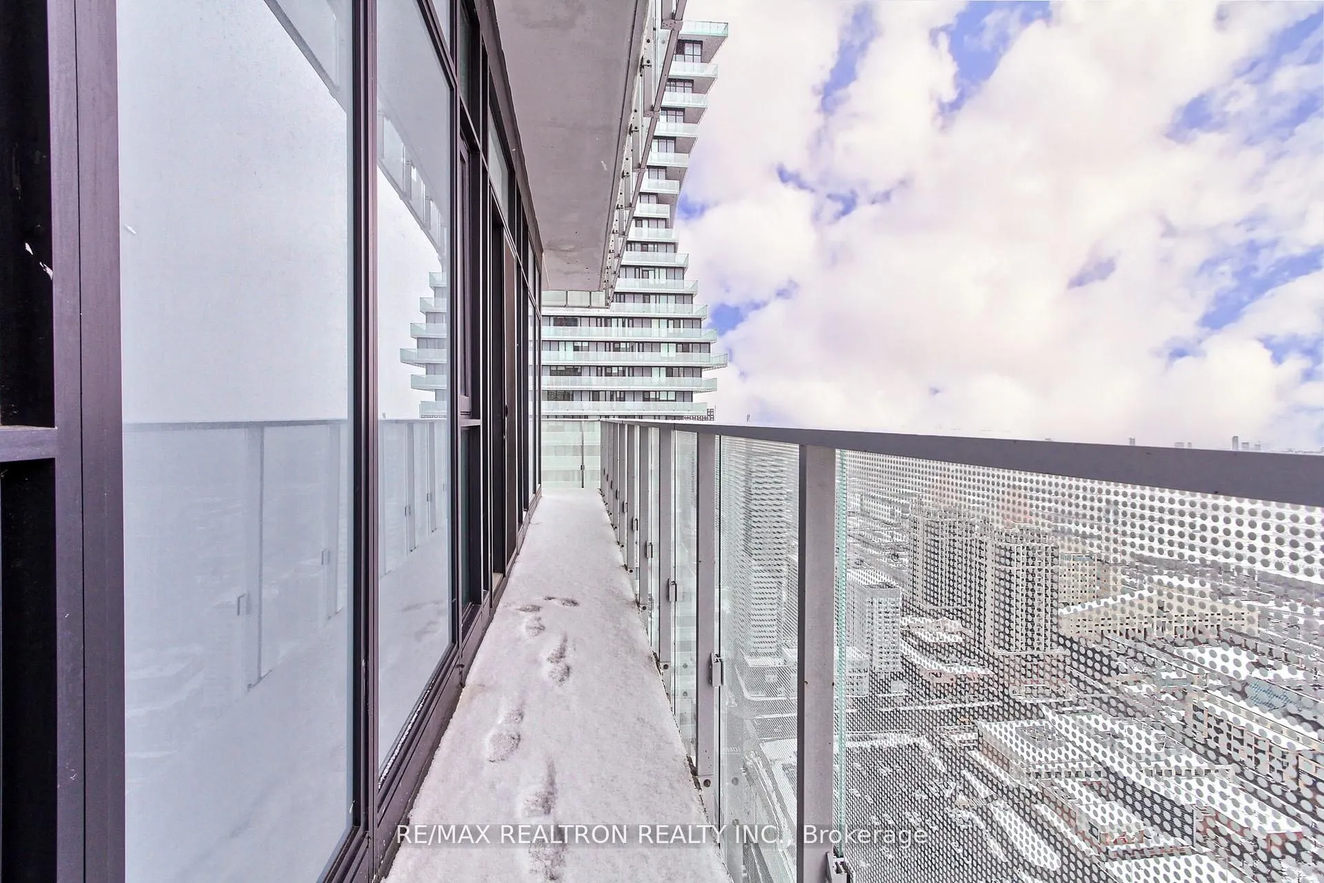 3883 Quartz Road, #4903
