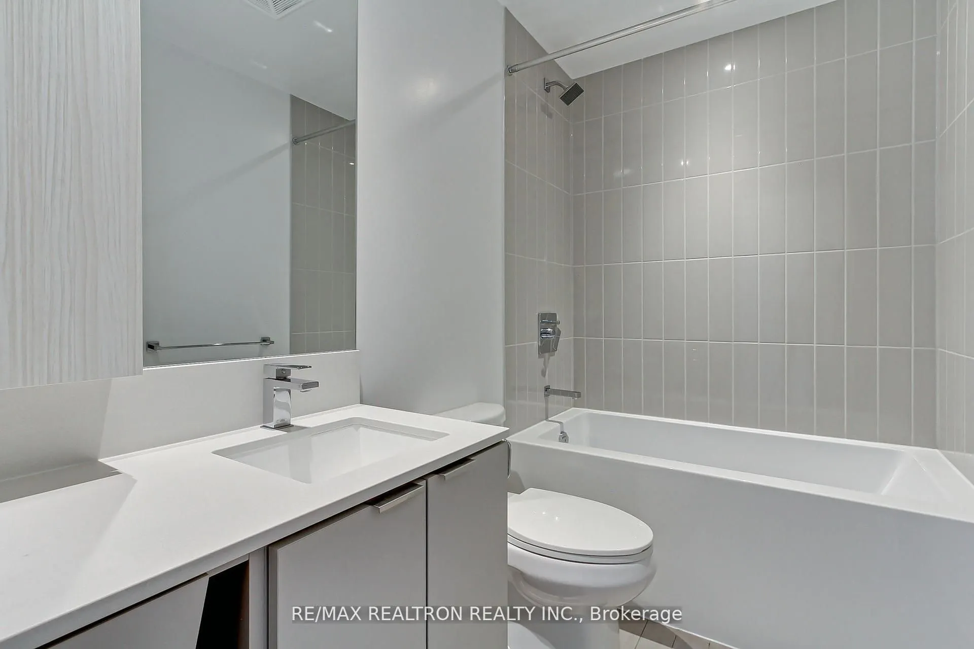 3883 Quartz Road, #4903