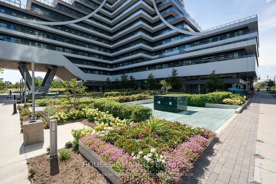 30 Shore Breeze Drive N, #5707