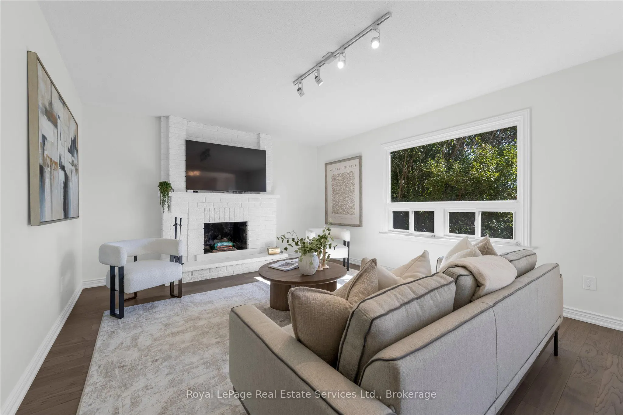 2938 Mulberry Drive