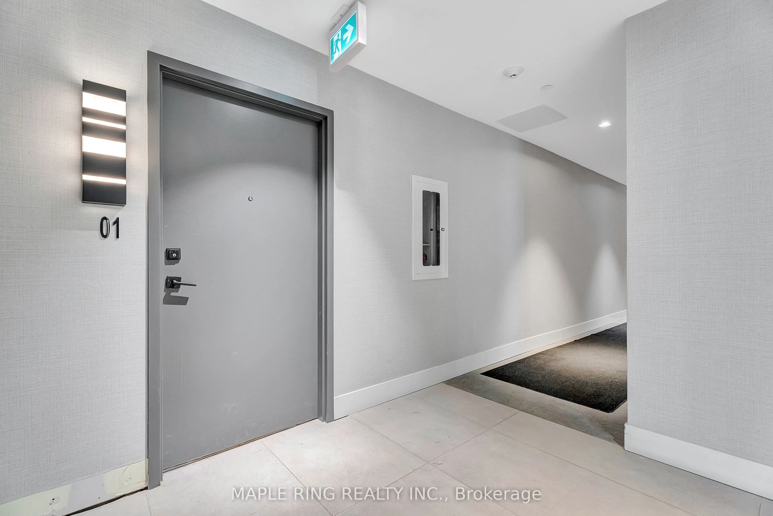 2489 Taunton Road, #101