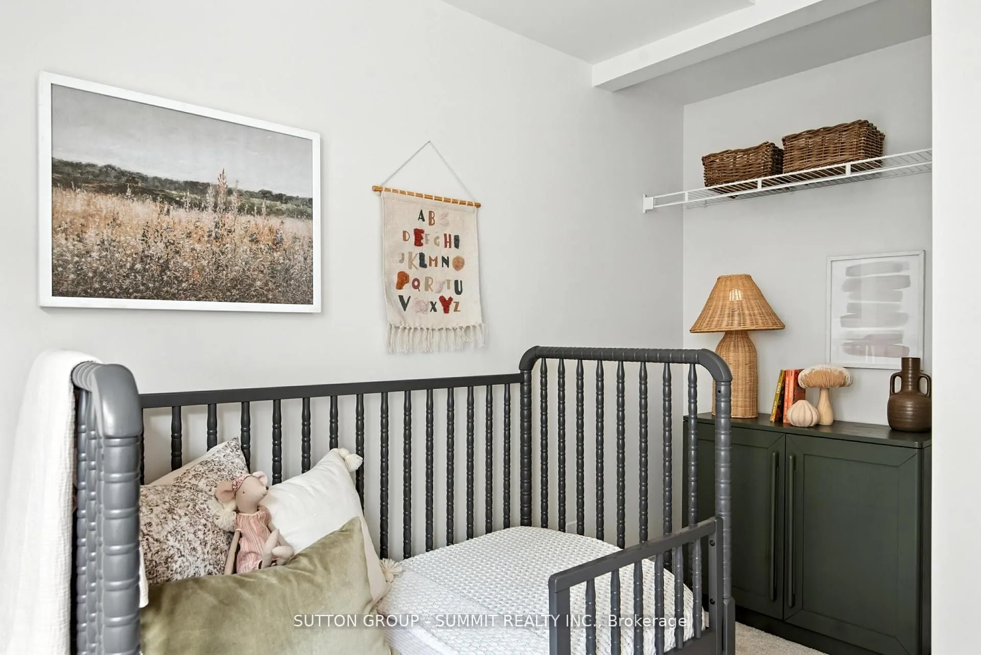 18 Laidlaw Street, #1026