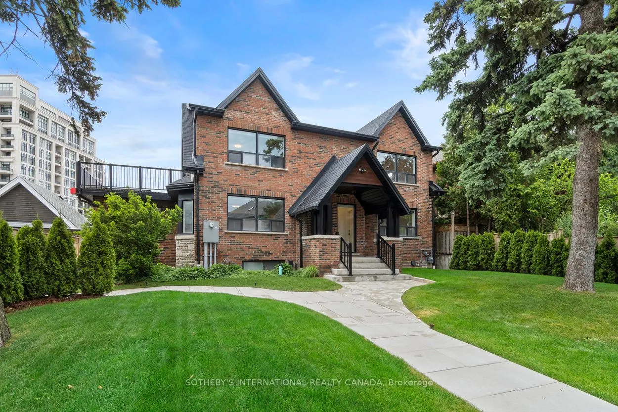 44 Larkin Avenue E, #Lower