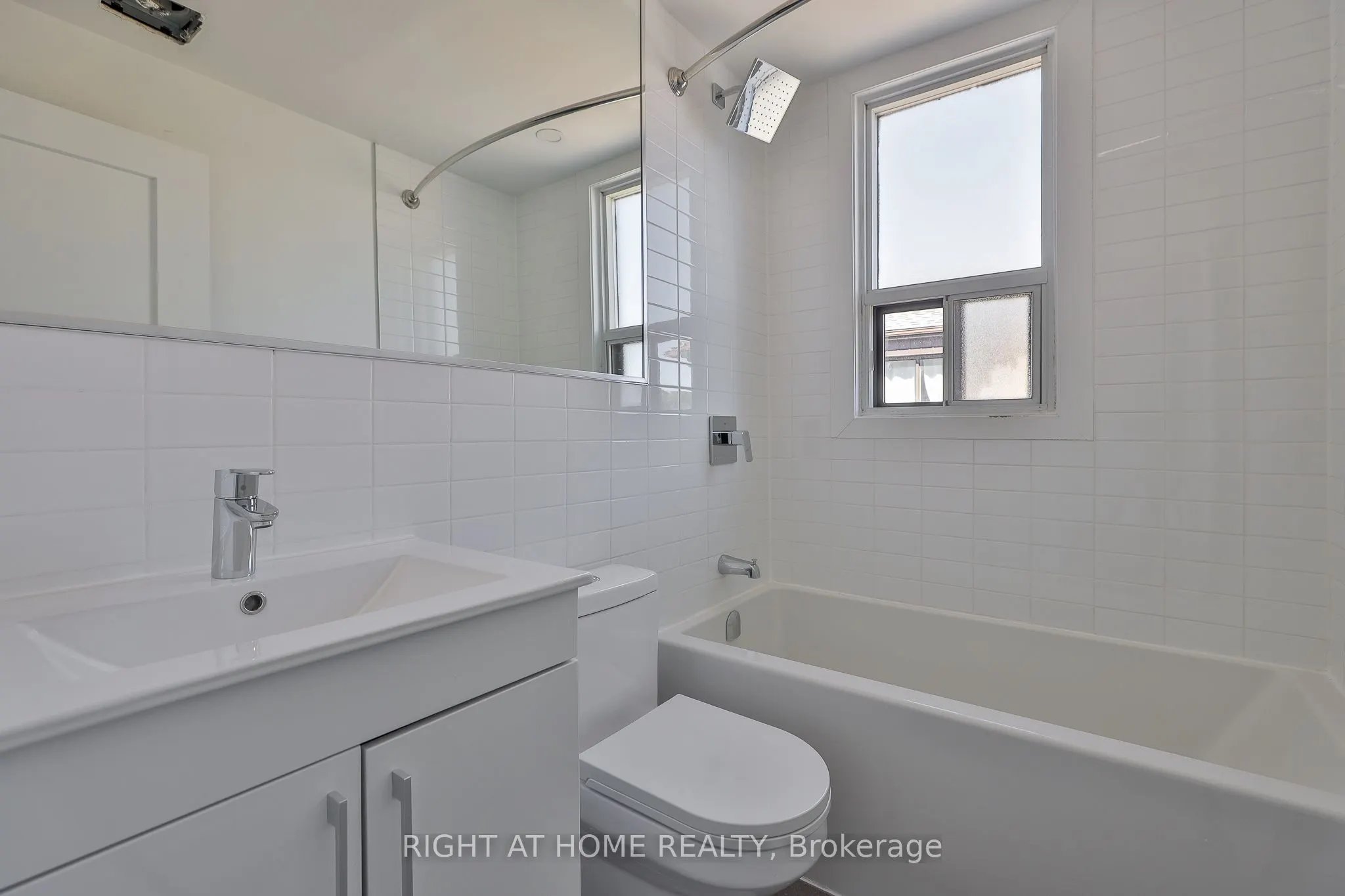 2841 Keele Street, #8