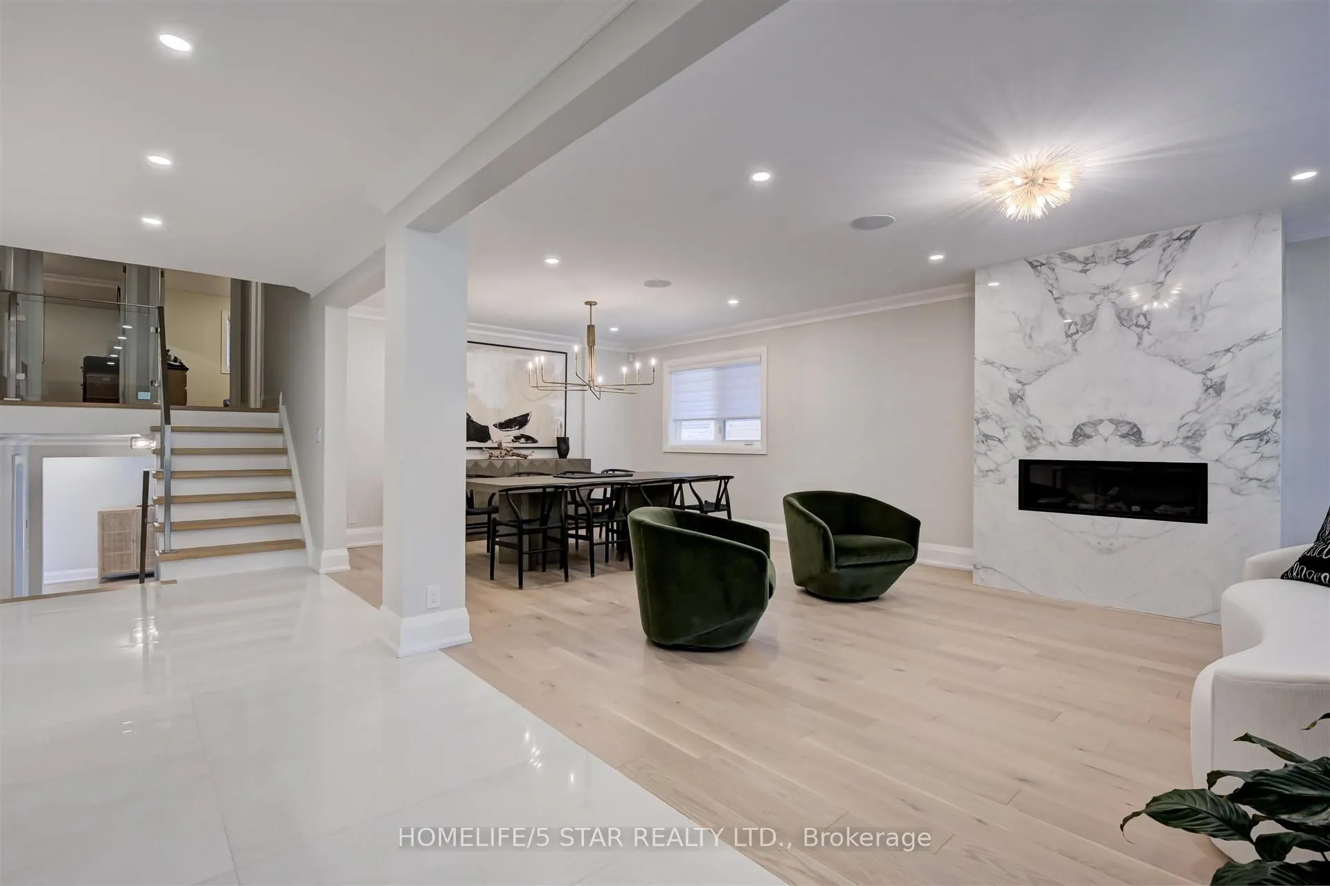 7 Kingsborough Crescent