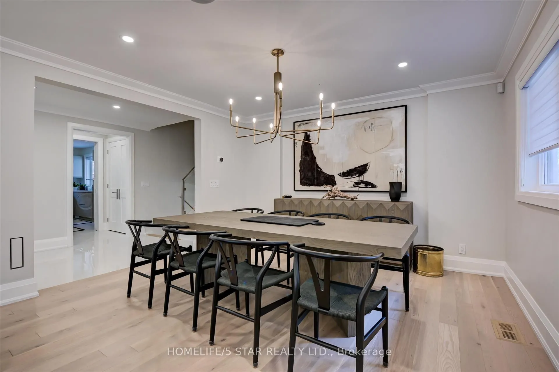 7 Kingsborough Crescent