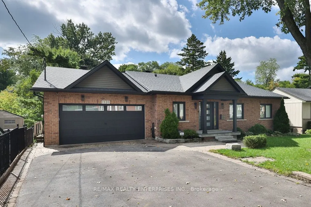 1520 Drymen Crescent