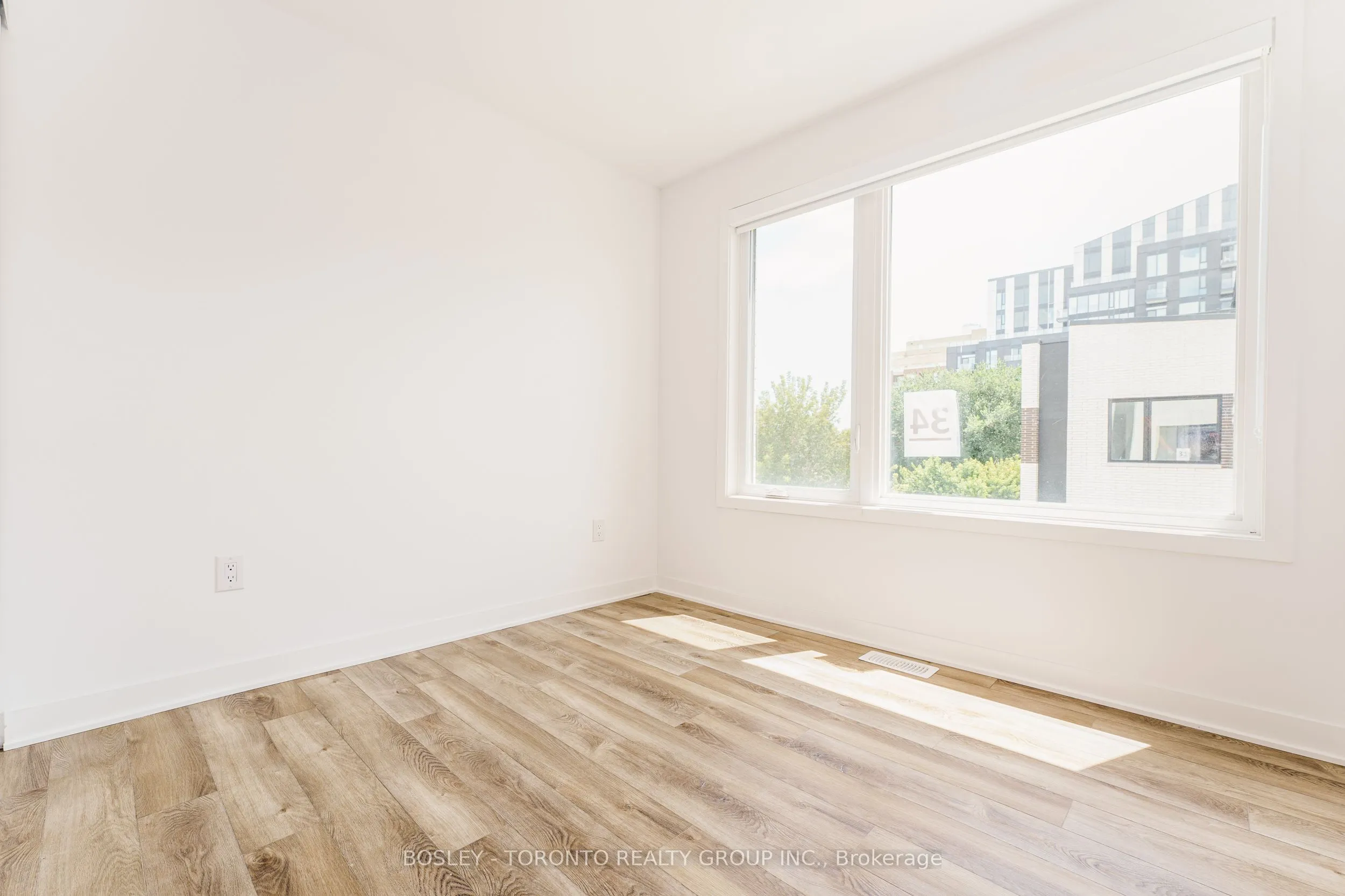 30 Ed Clark Gardens, #2