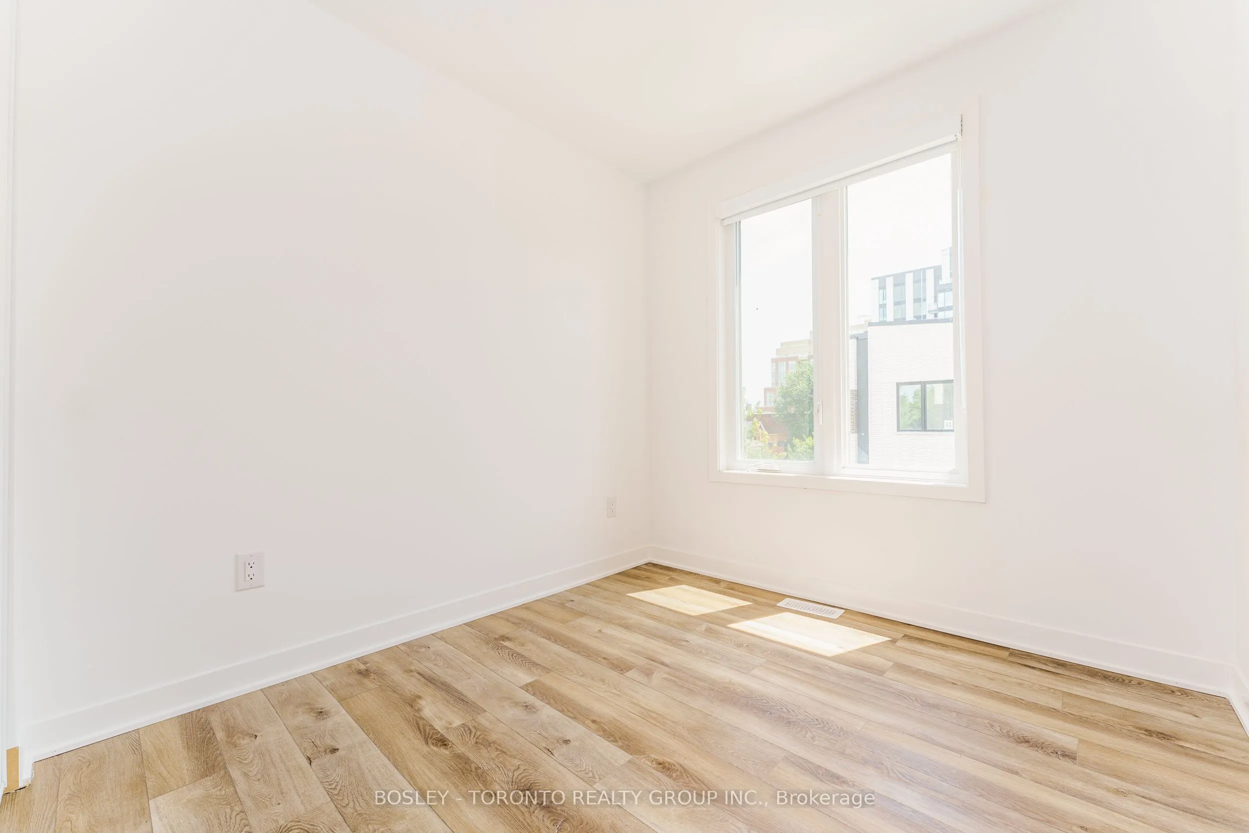 30 Ed Clark Gardens, #2