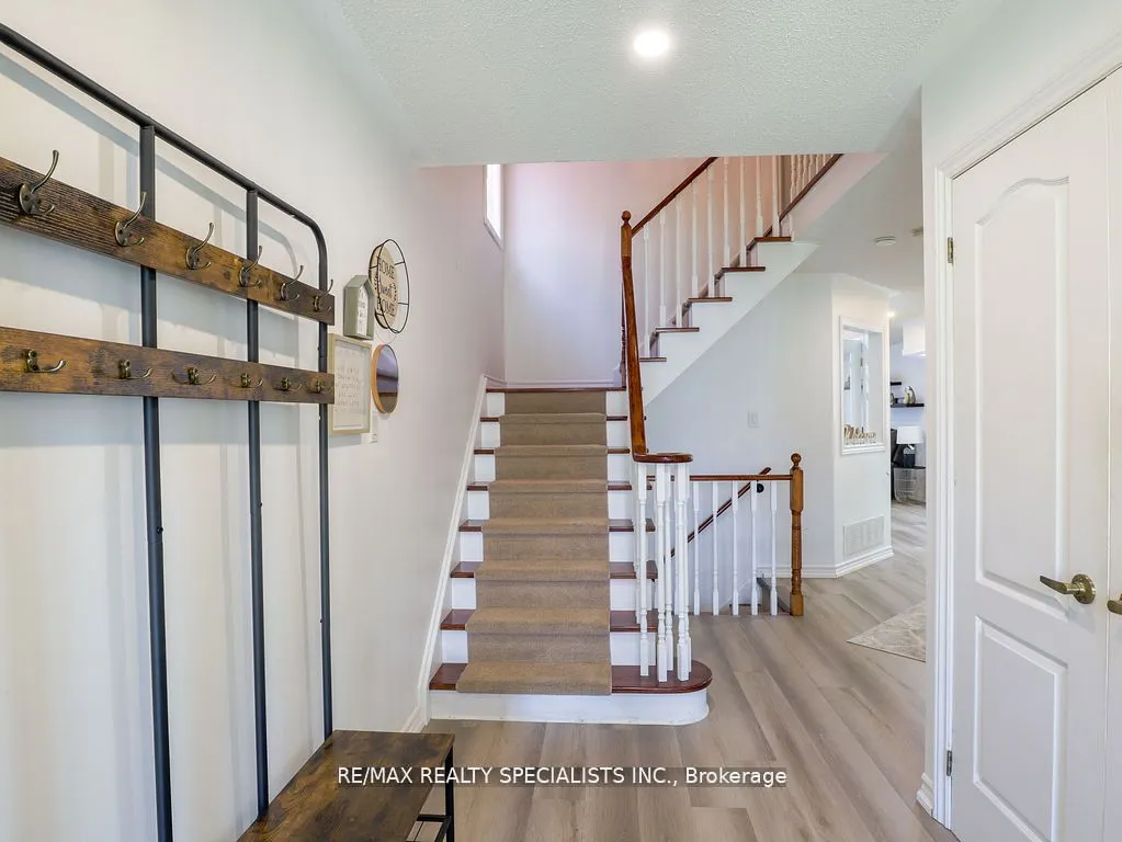 10 Banington Crescent