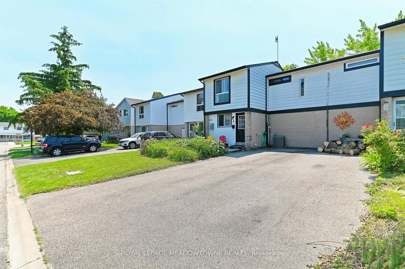 4 Greenfield Square