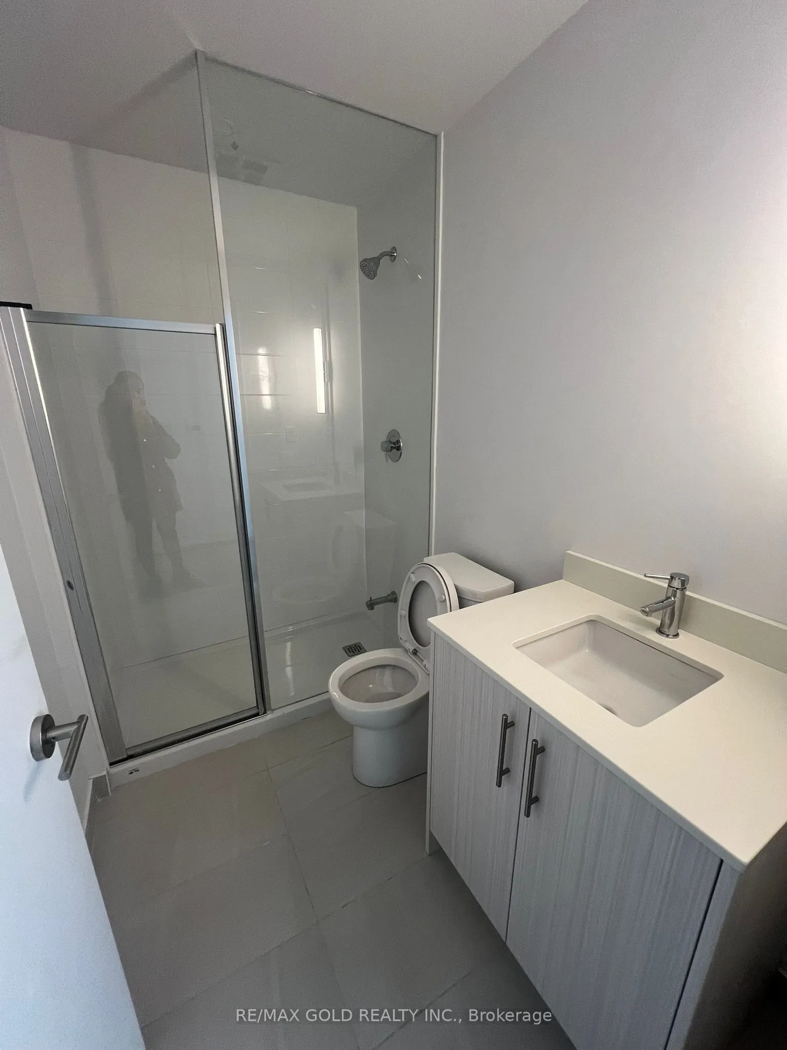 215 Veterans Drive, #1210