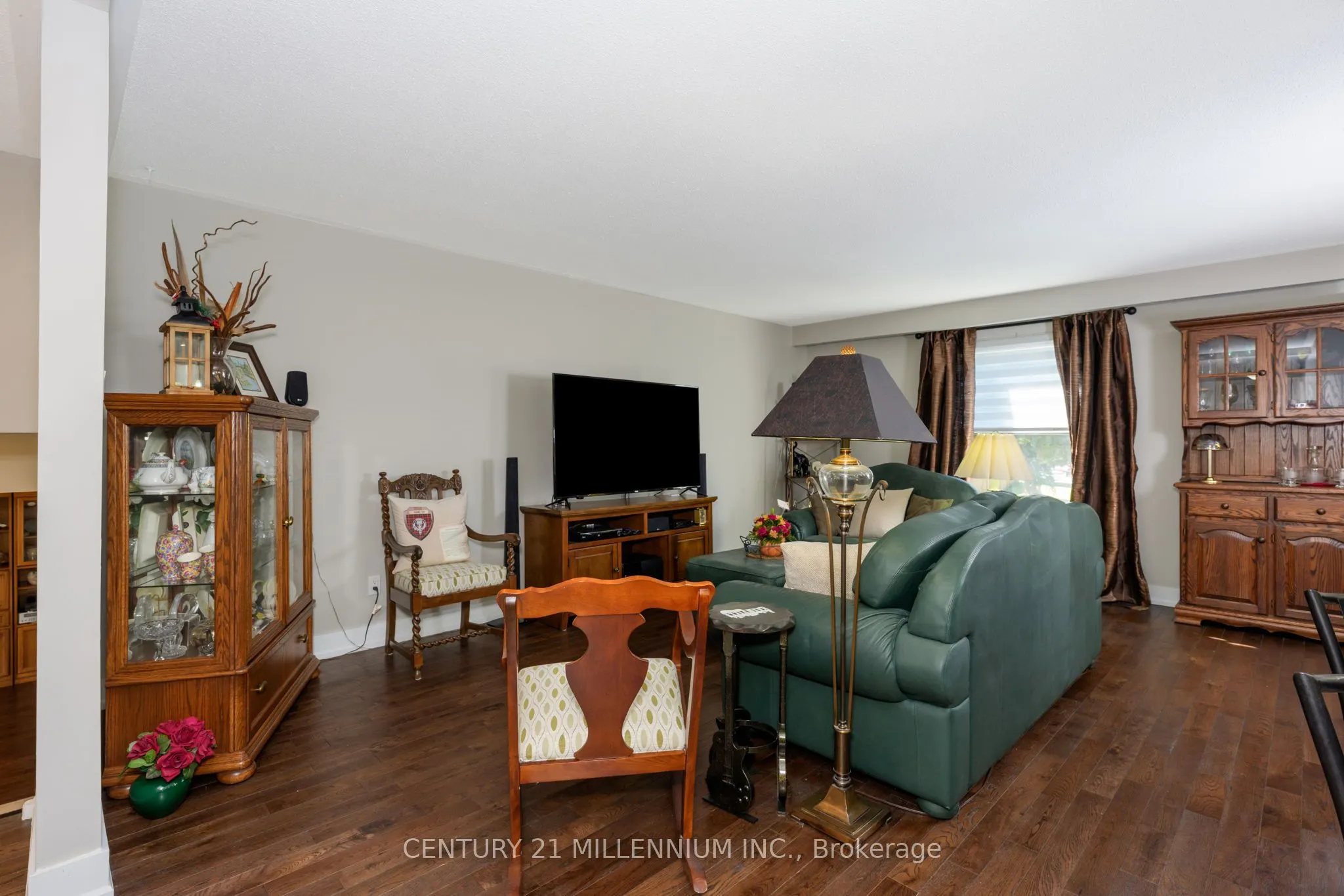 27 Hillside Drive