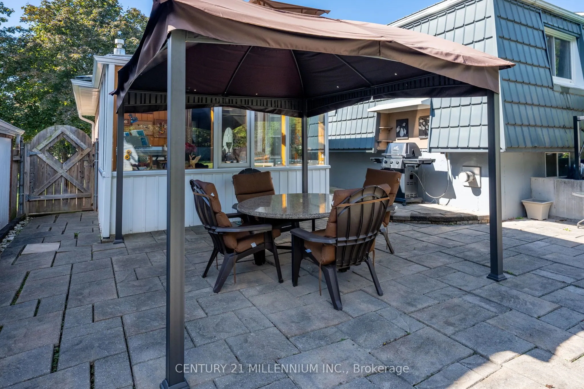 27 Hillside Drive