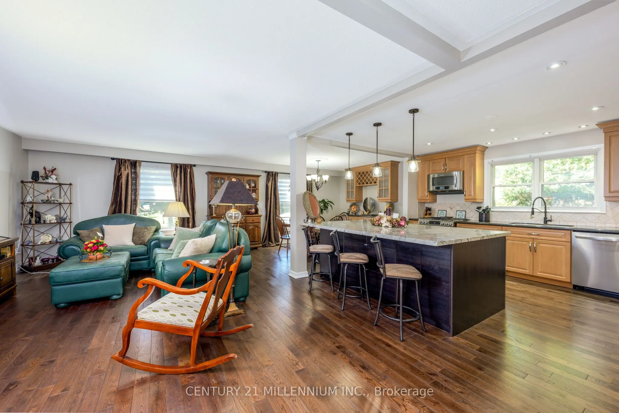 27 Hillside Drive