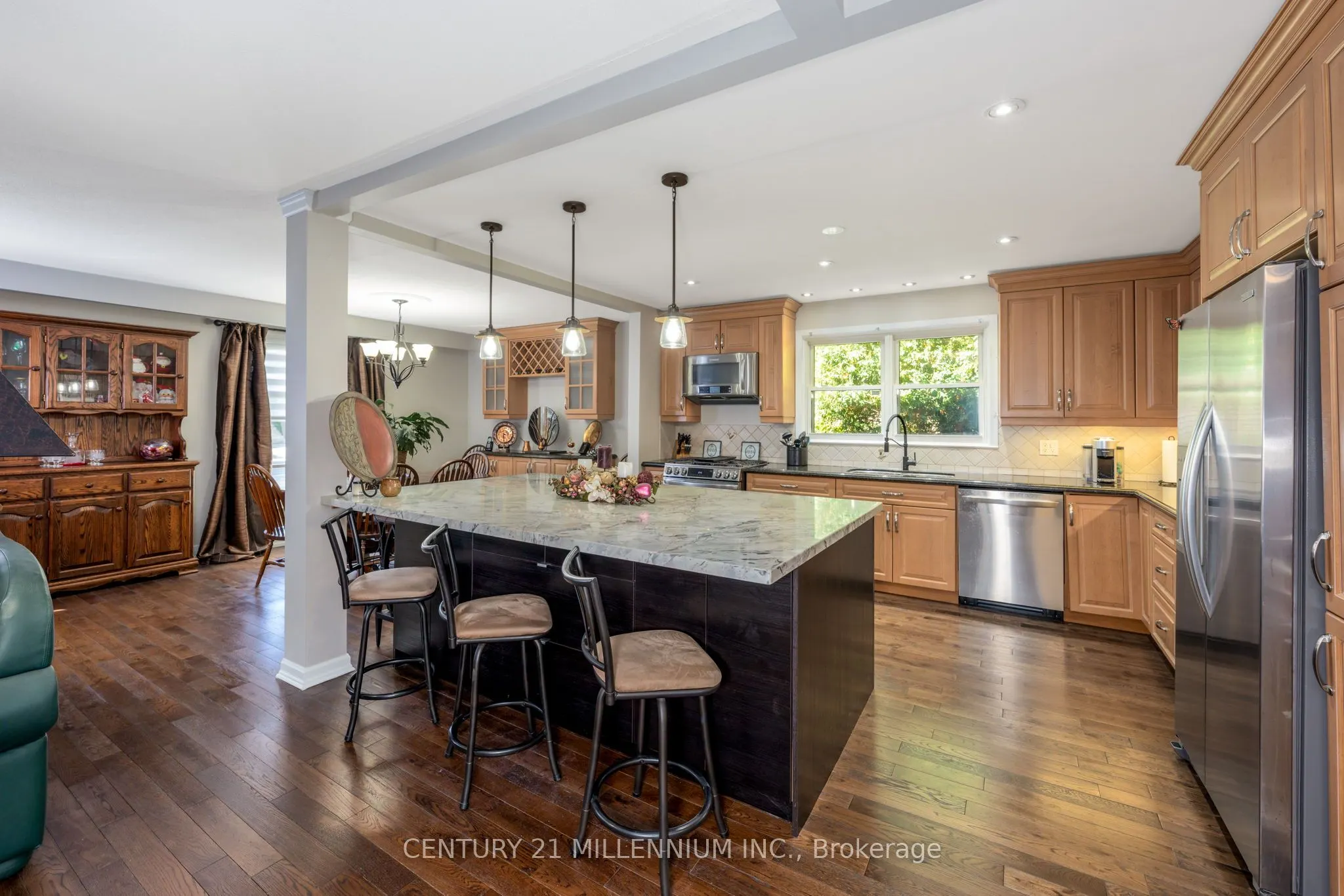 27 Hillside Drive