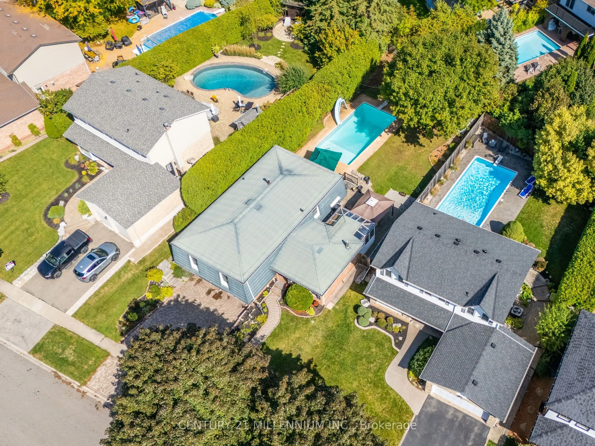 27 Hillside Drive