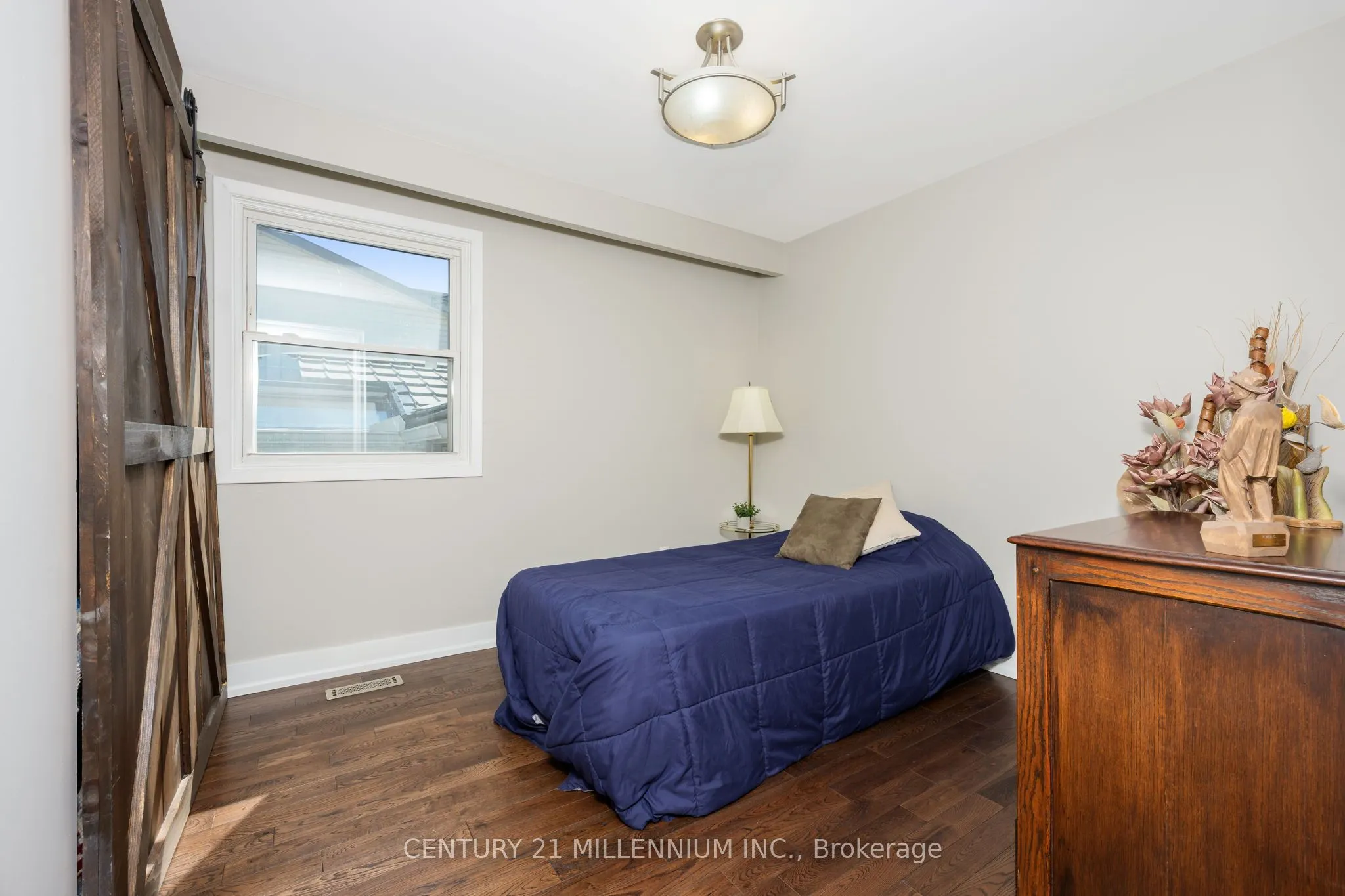 27 Hillside Drive