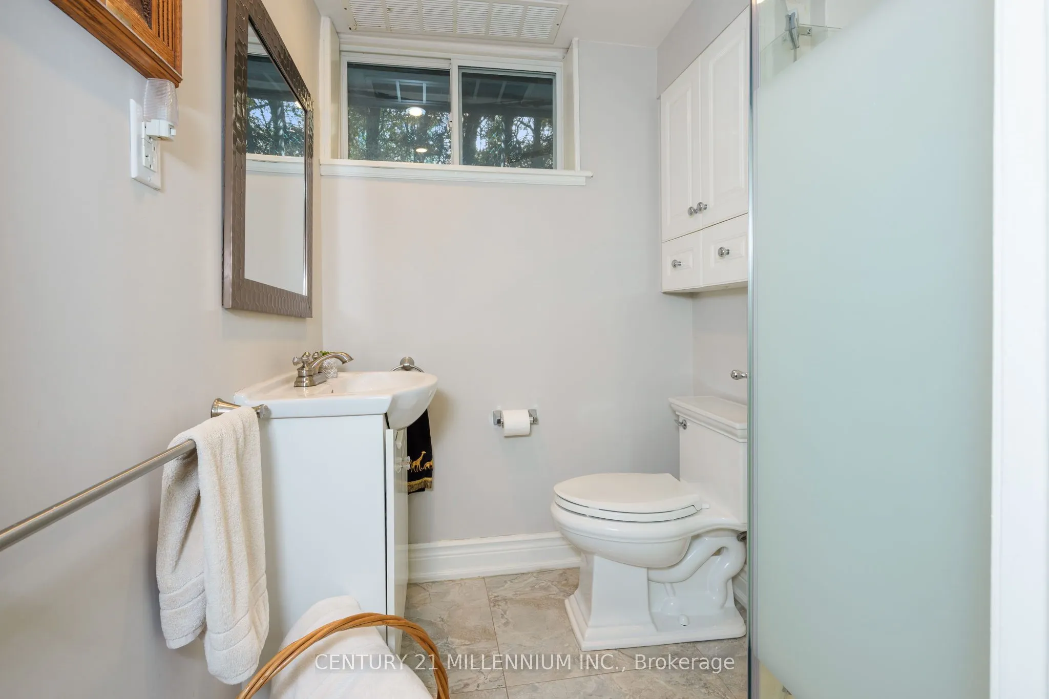 27 Hillside Drive