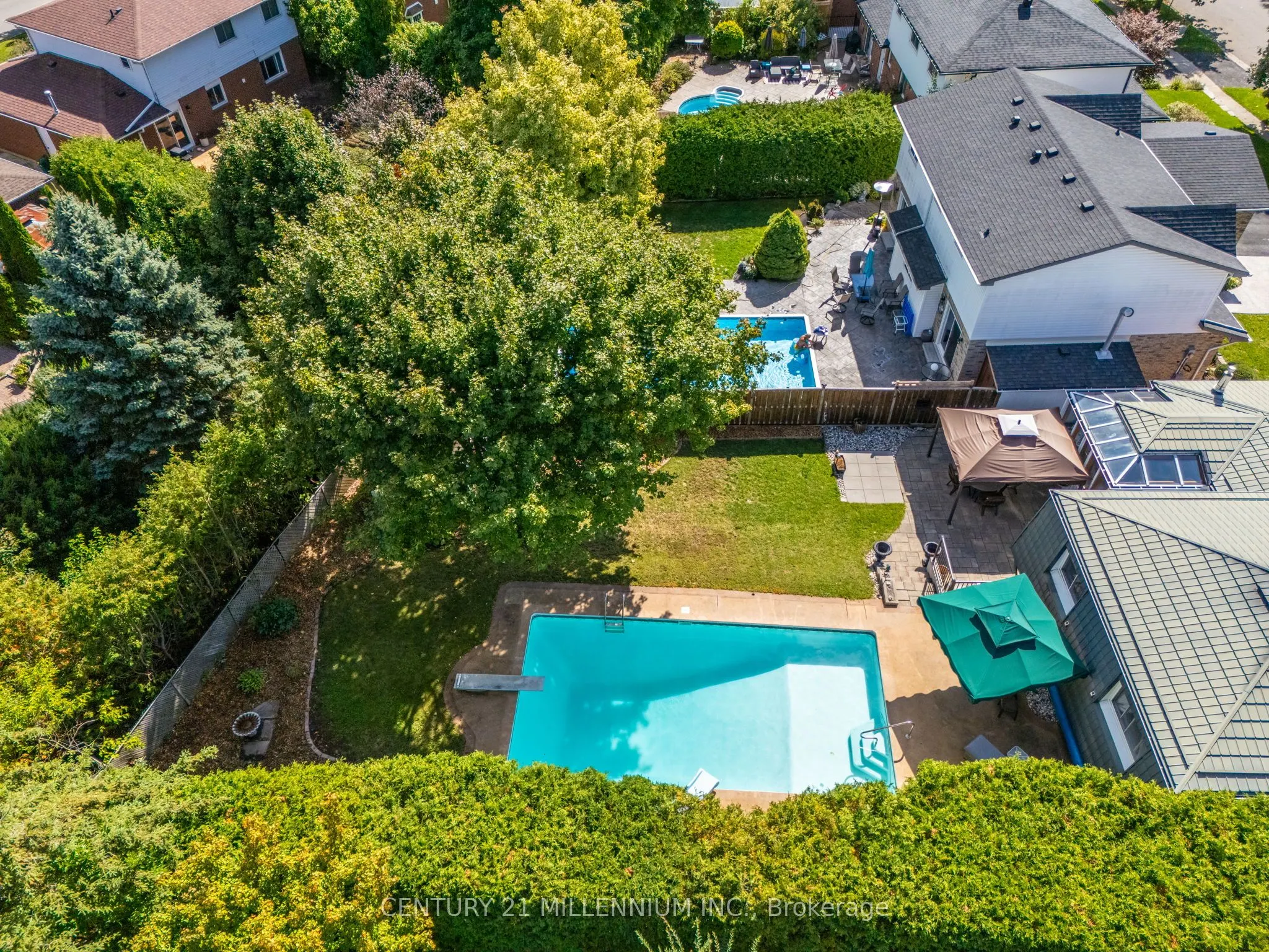 27 Hillside Drive