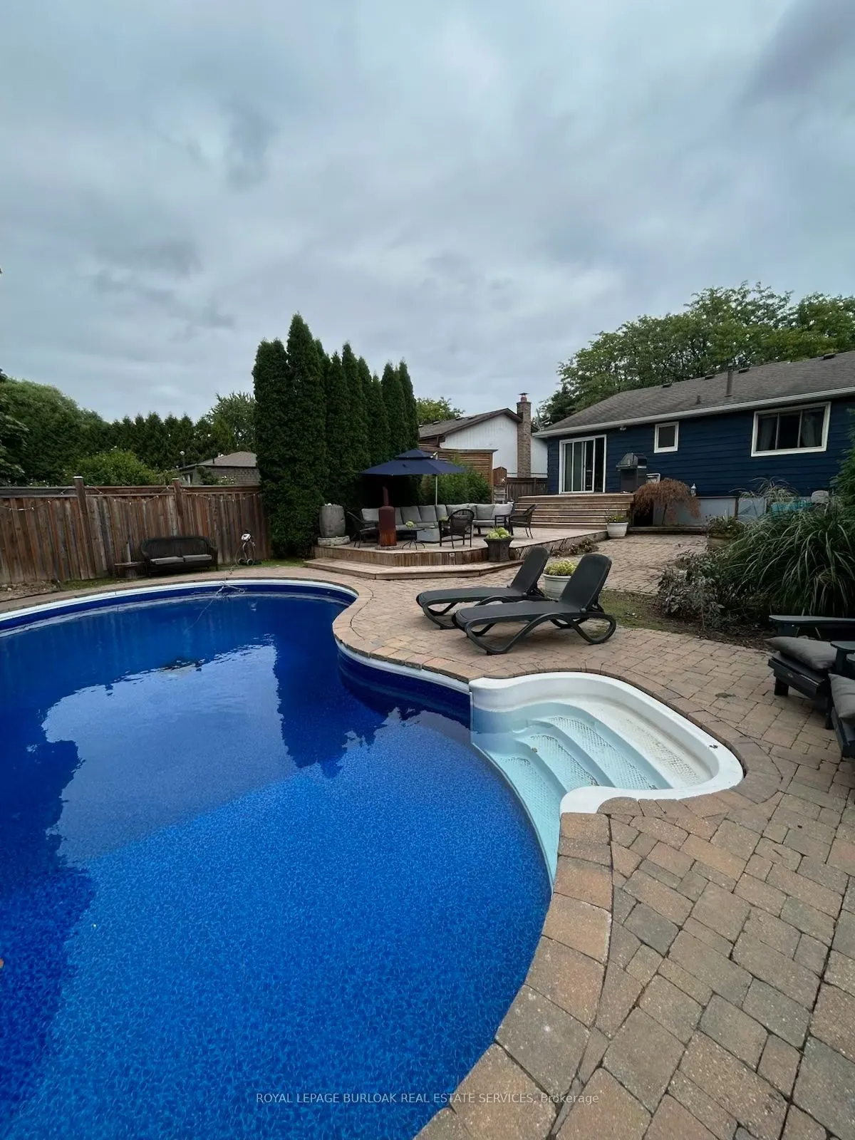 692 Catalina Crescent
