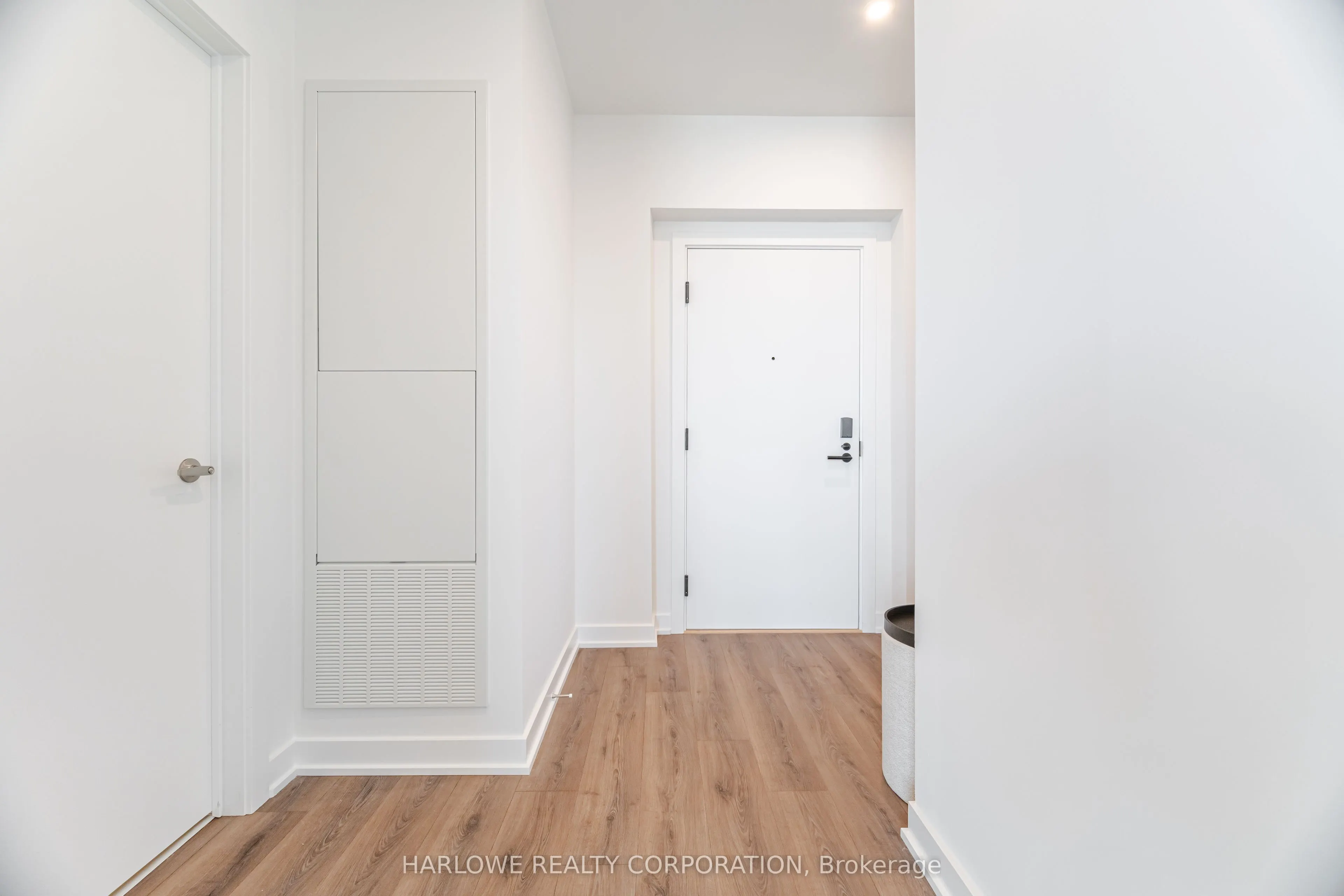 770 Whitlock Avenue, #806