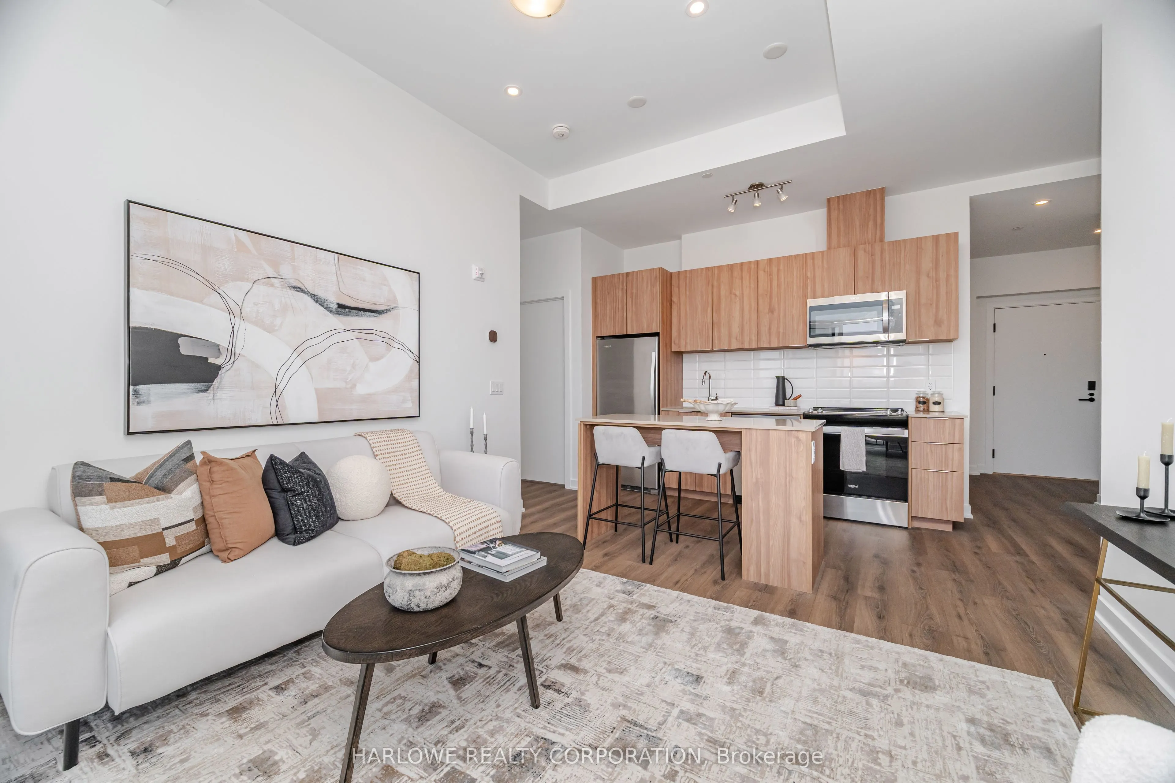 770 Whitlock Avenue, #806